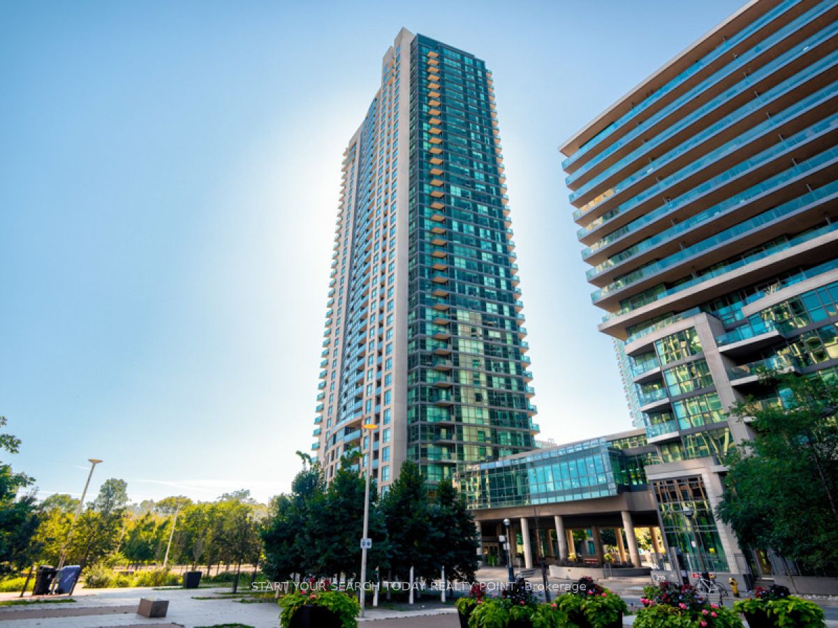 215 Fort York Blvd, #710