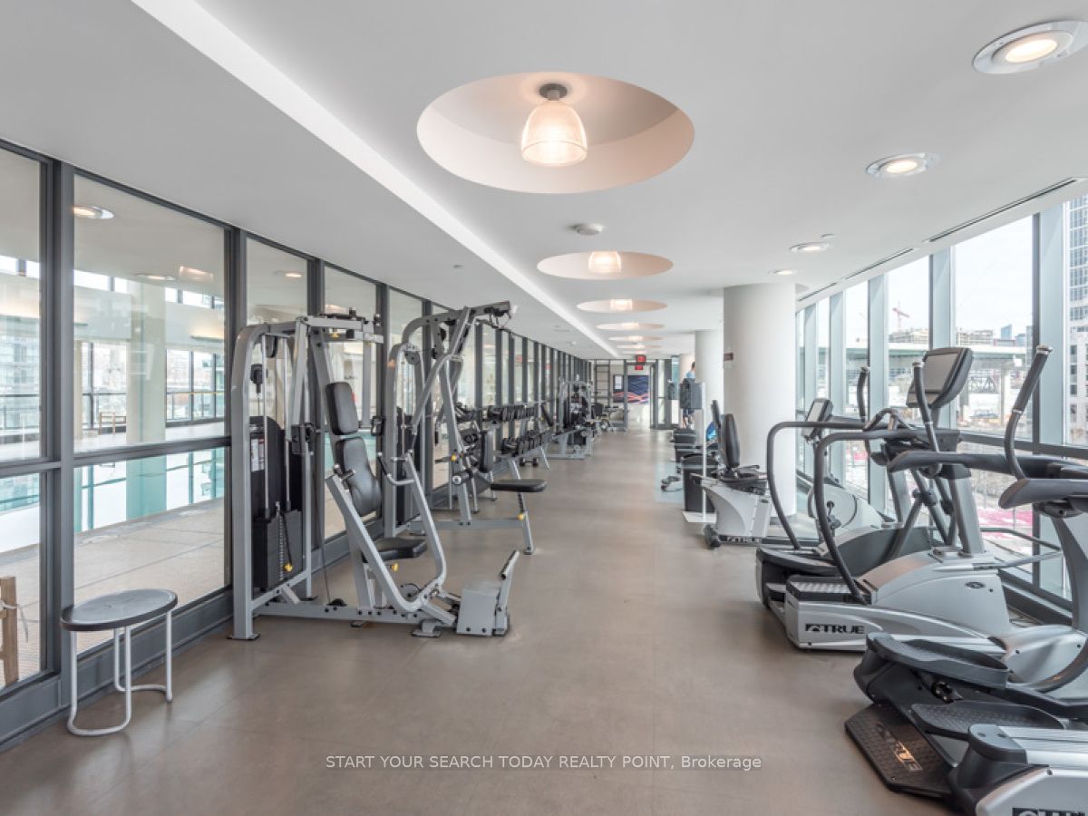 215 Fort York Blvd, #710