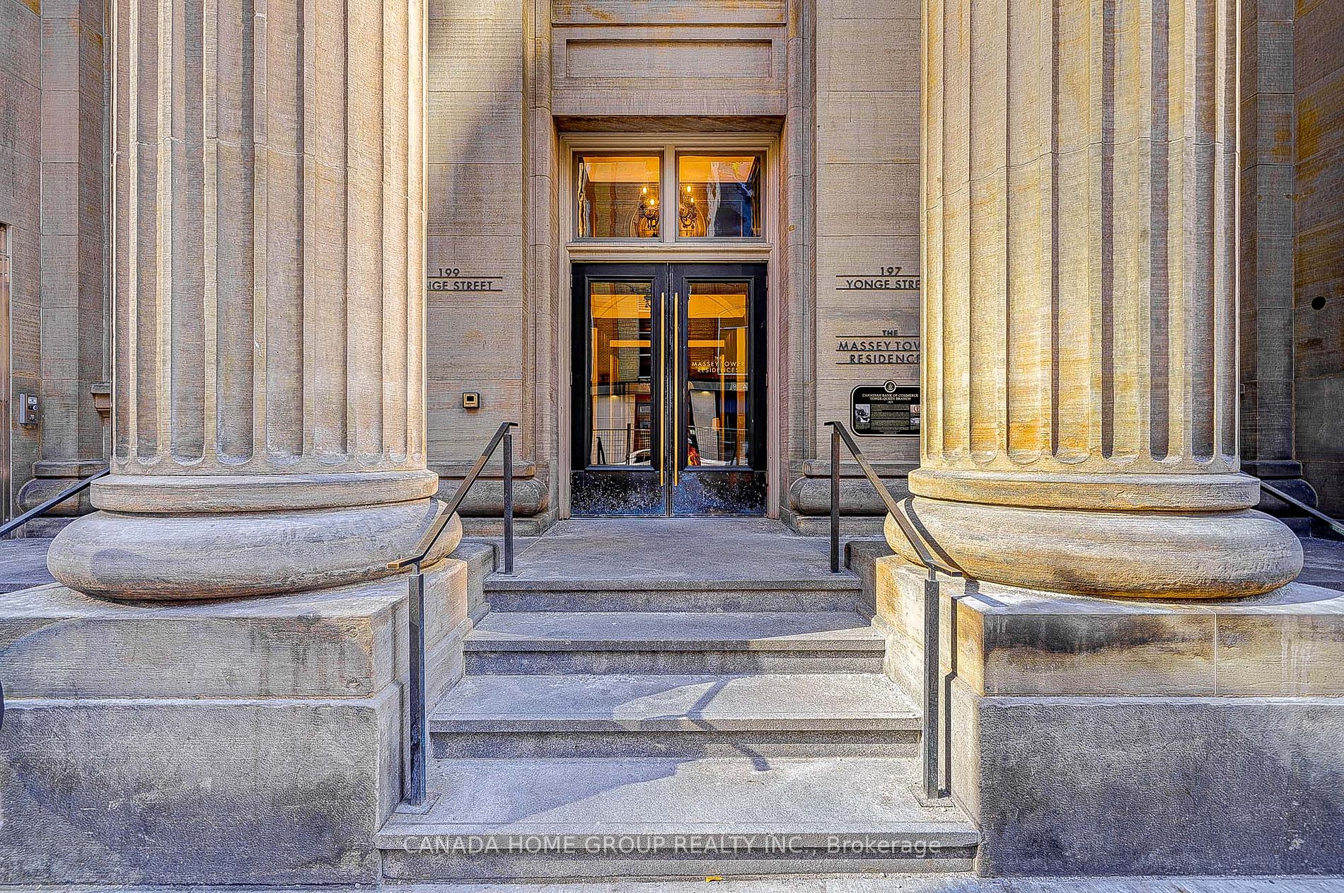 197 Yonge St, #3605