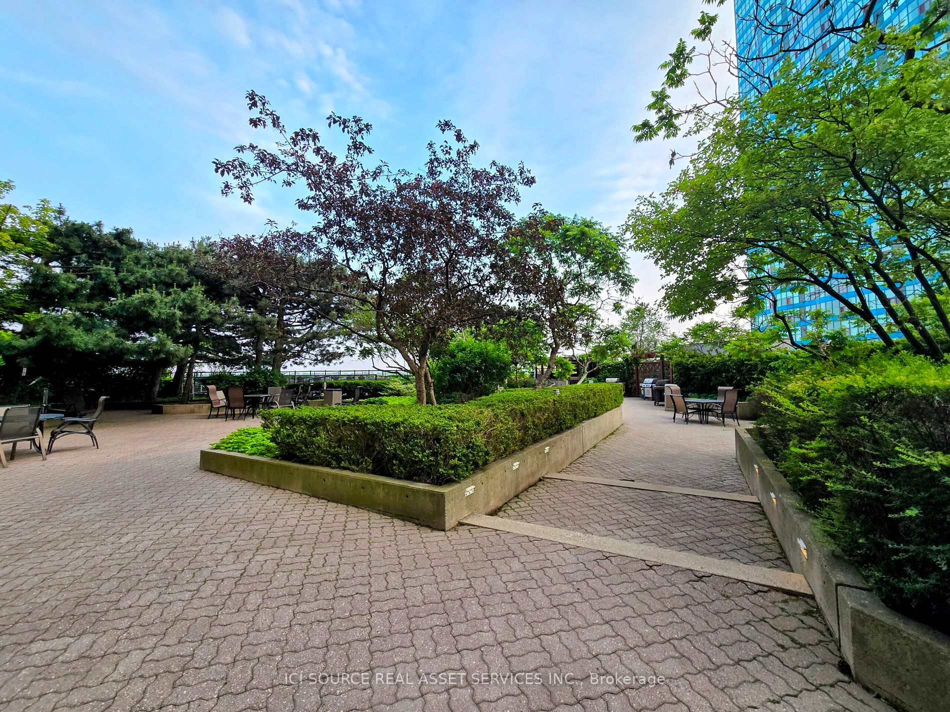 65 Harbour Square, #604