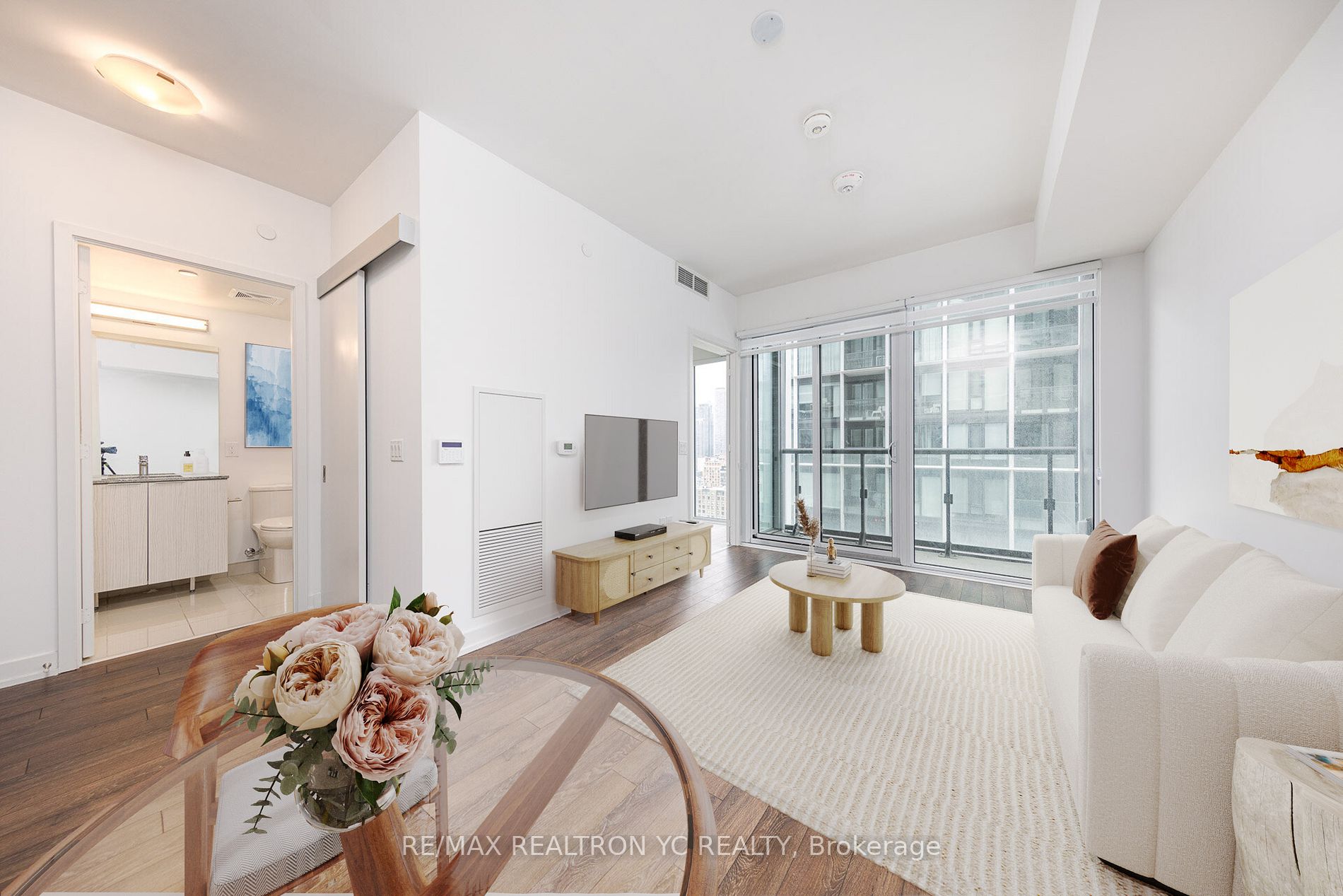 158 Front St E, #1616