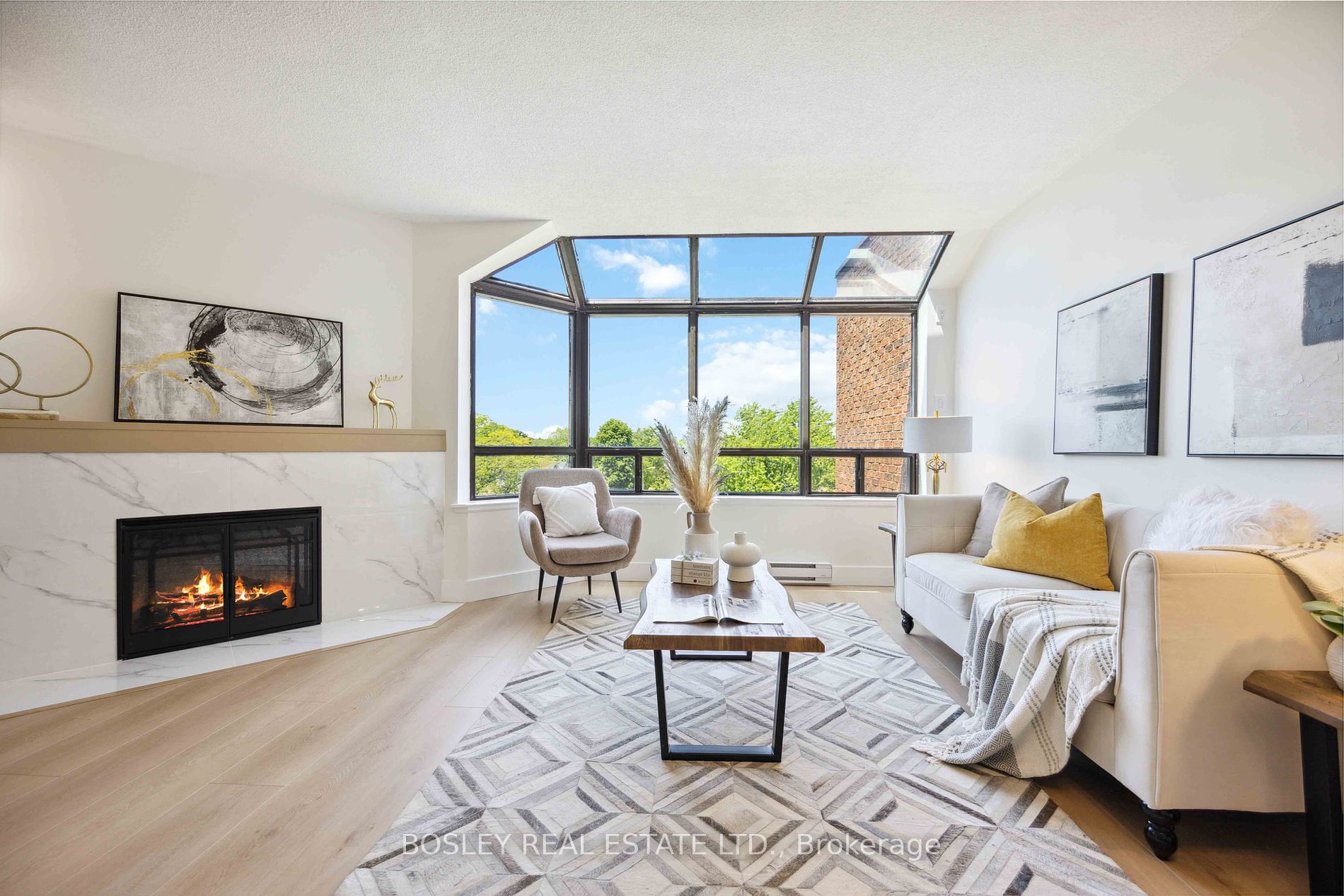 255 The Donway W, #523