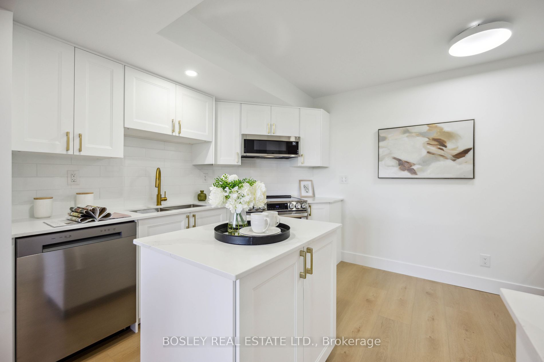 255 The Donway W, #523