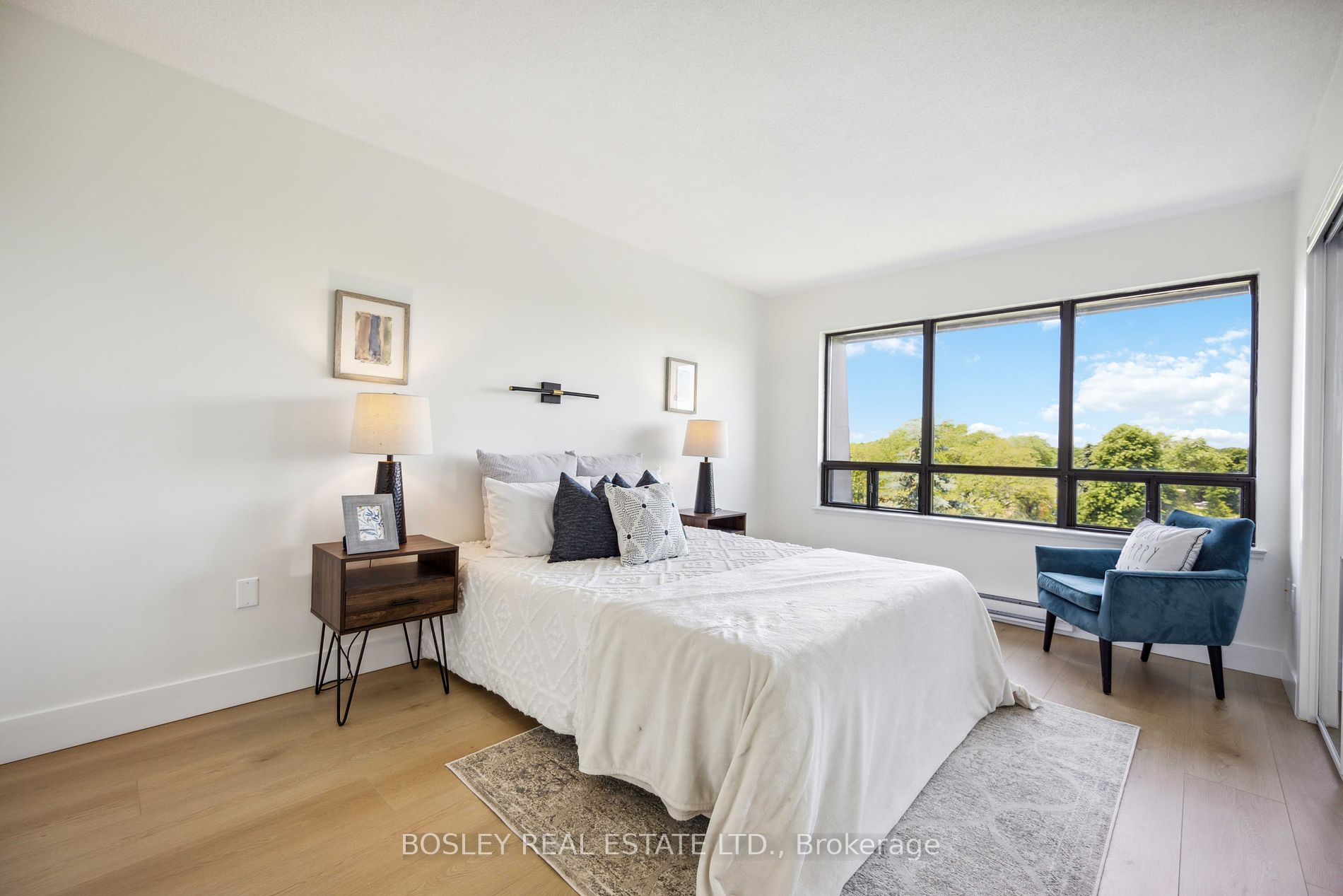 255 The Donway W, #523