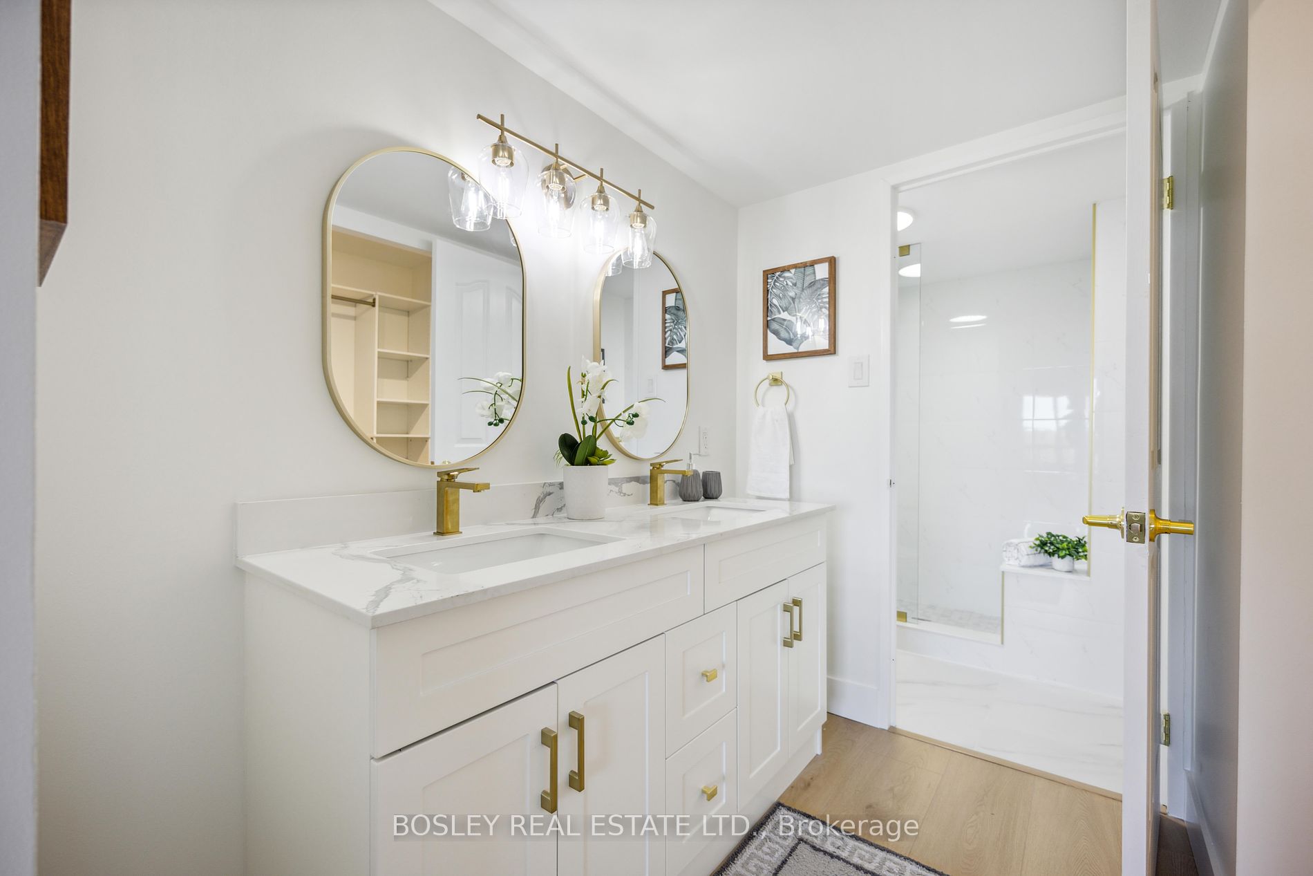 255 The Donway W, #523
