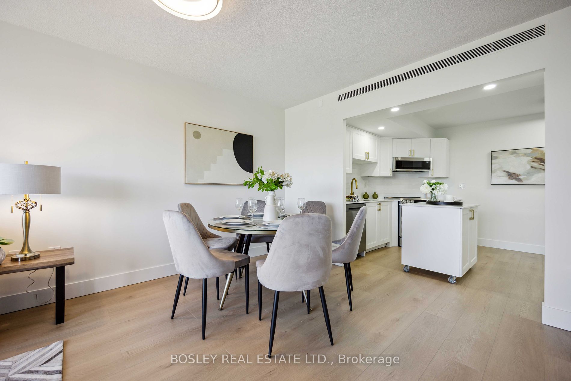 255 The Donway W, #523