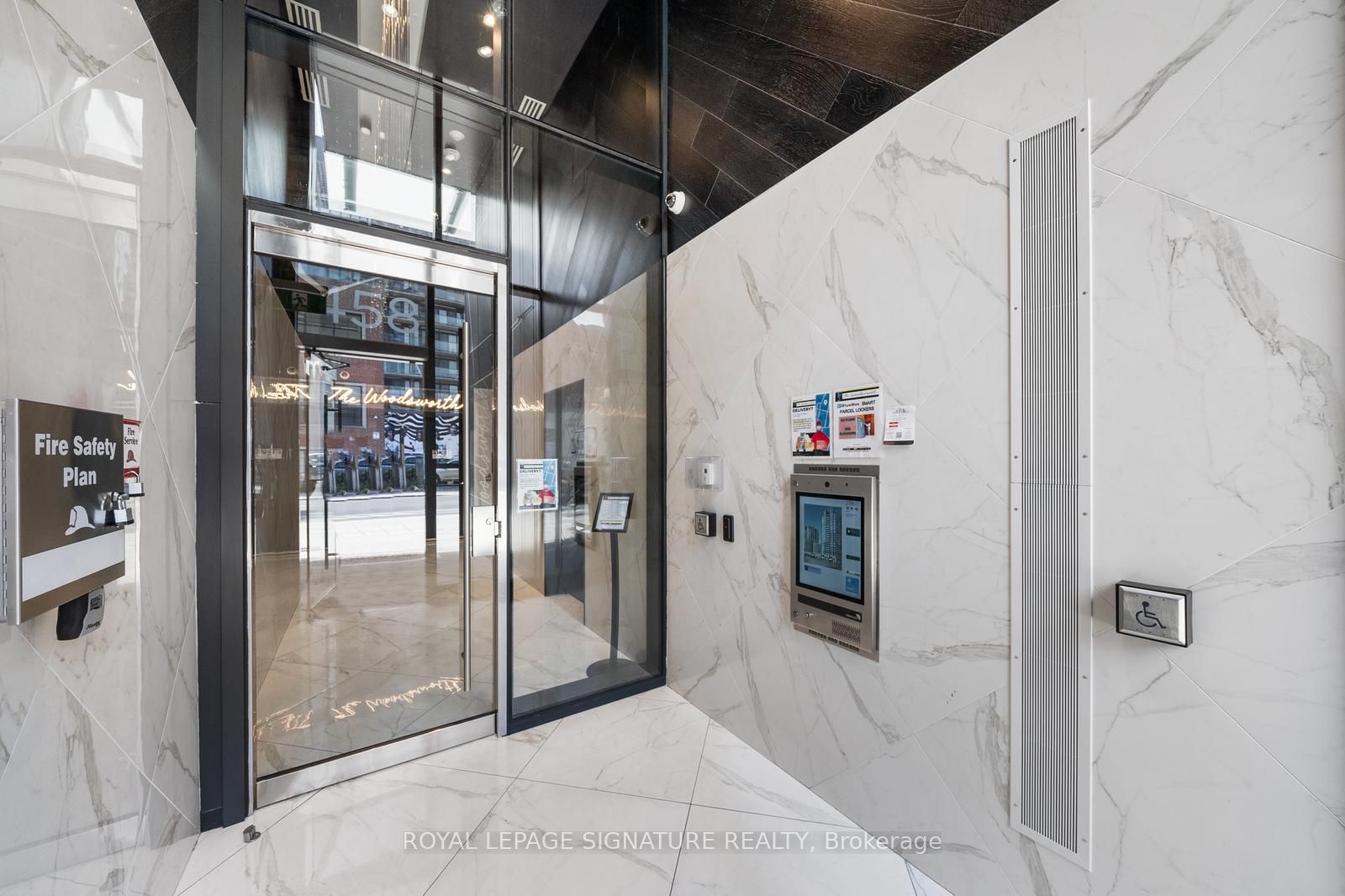 458 Richmond St W, #601