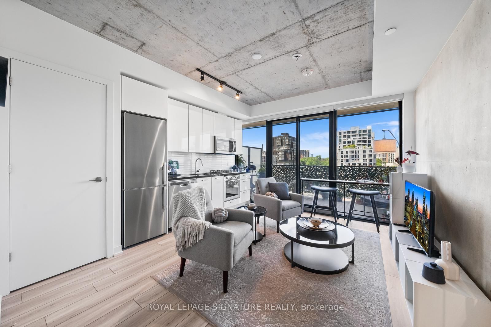 458 Richmond St W, #601