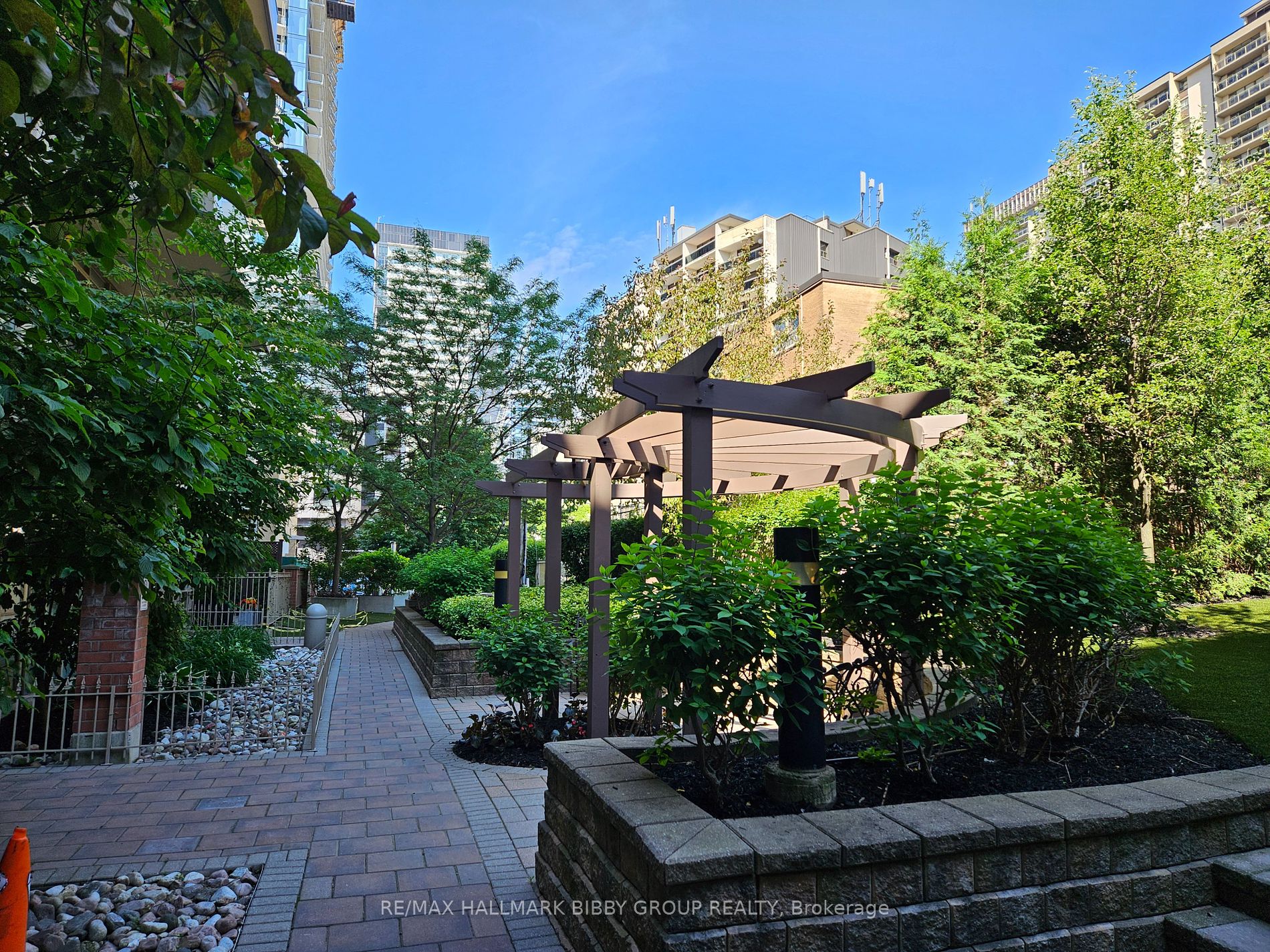 900 Mount Pleasant Road #426