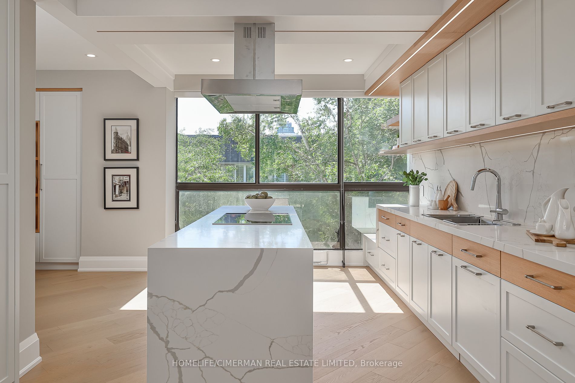 342 Spadina Road #301
