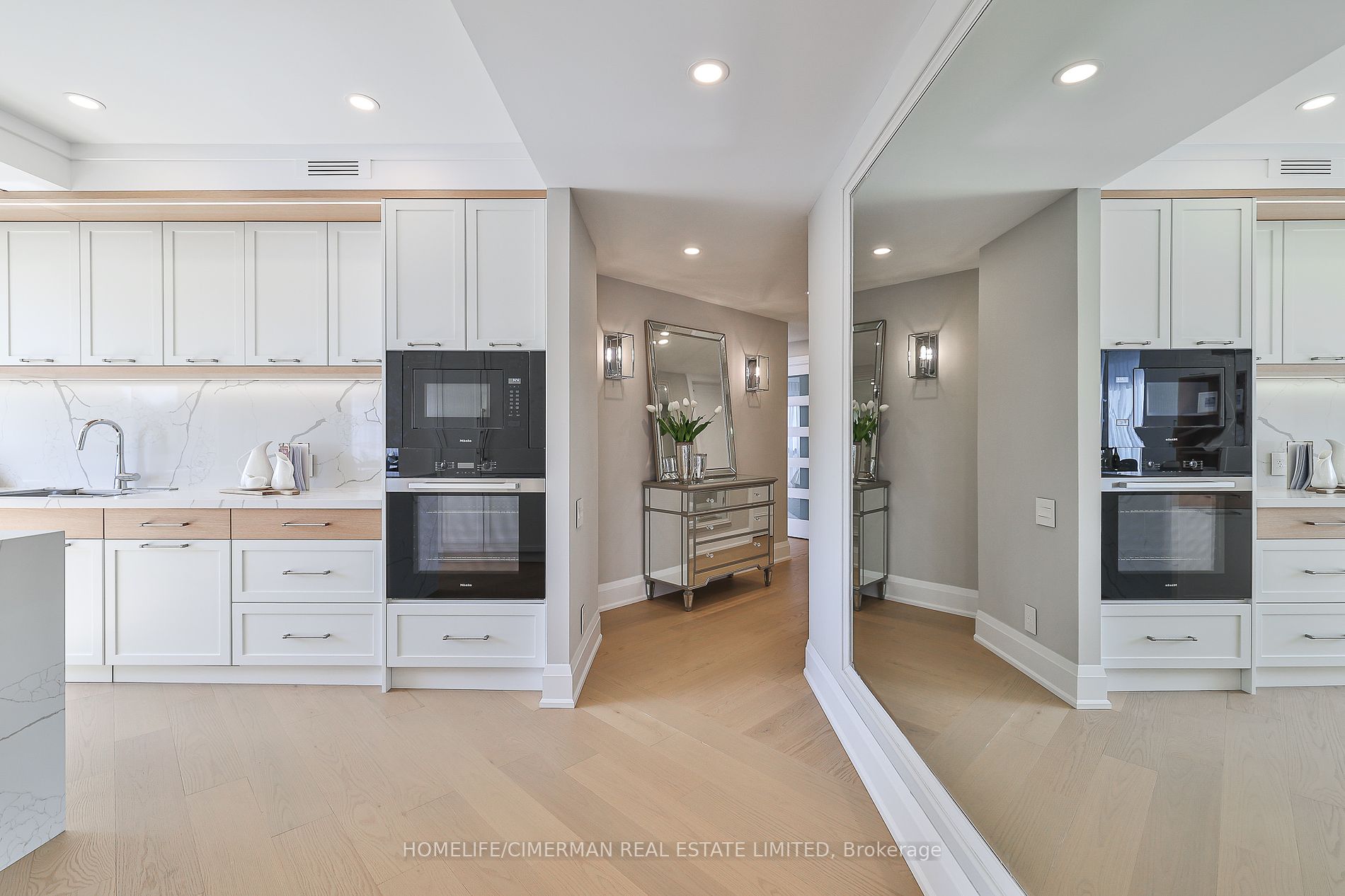 342 Spadina Road #301