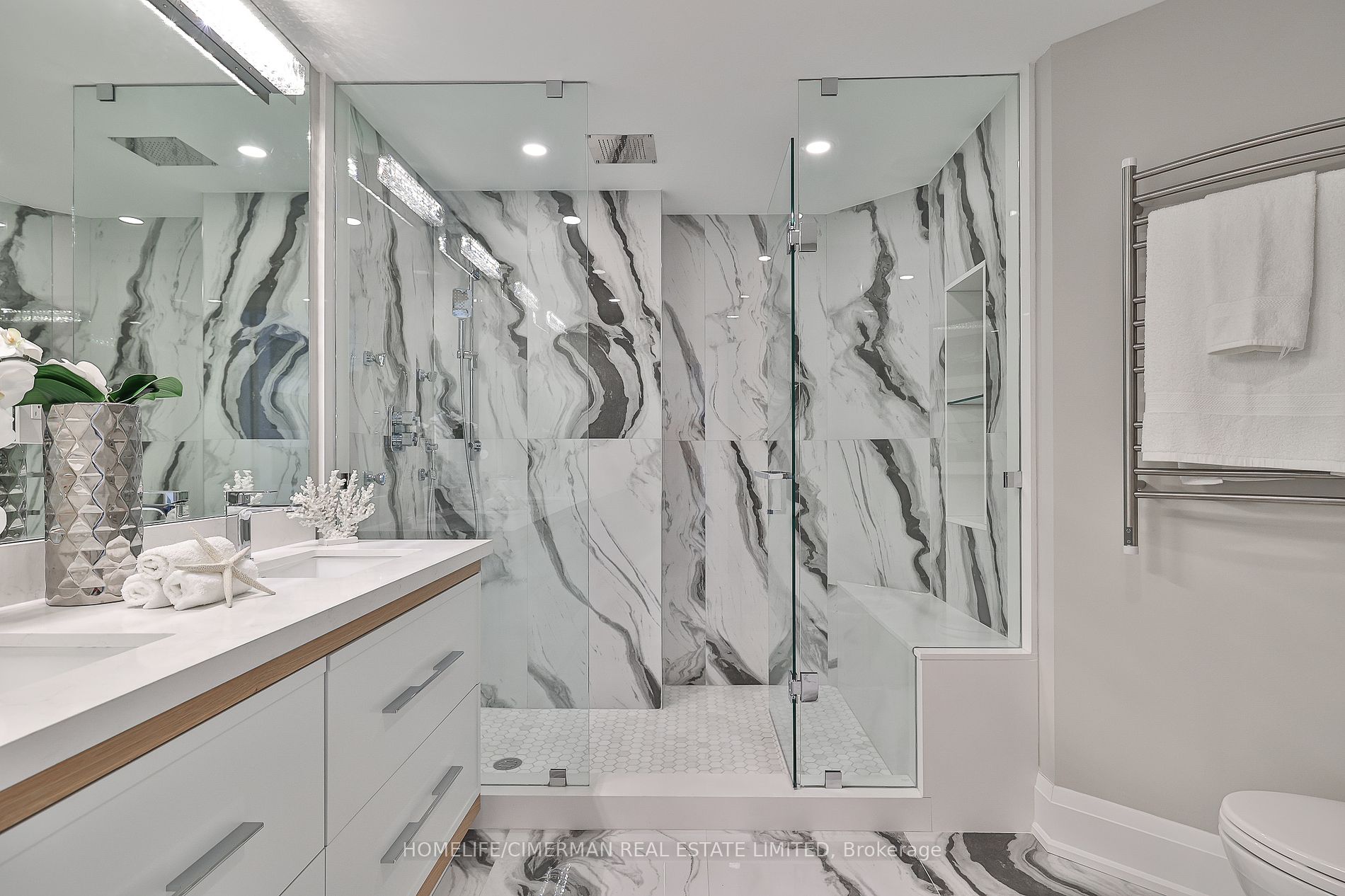 342 Spadina Road #301
