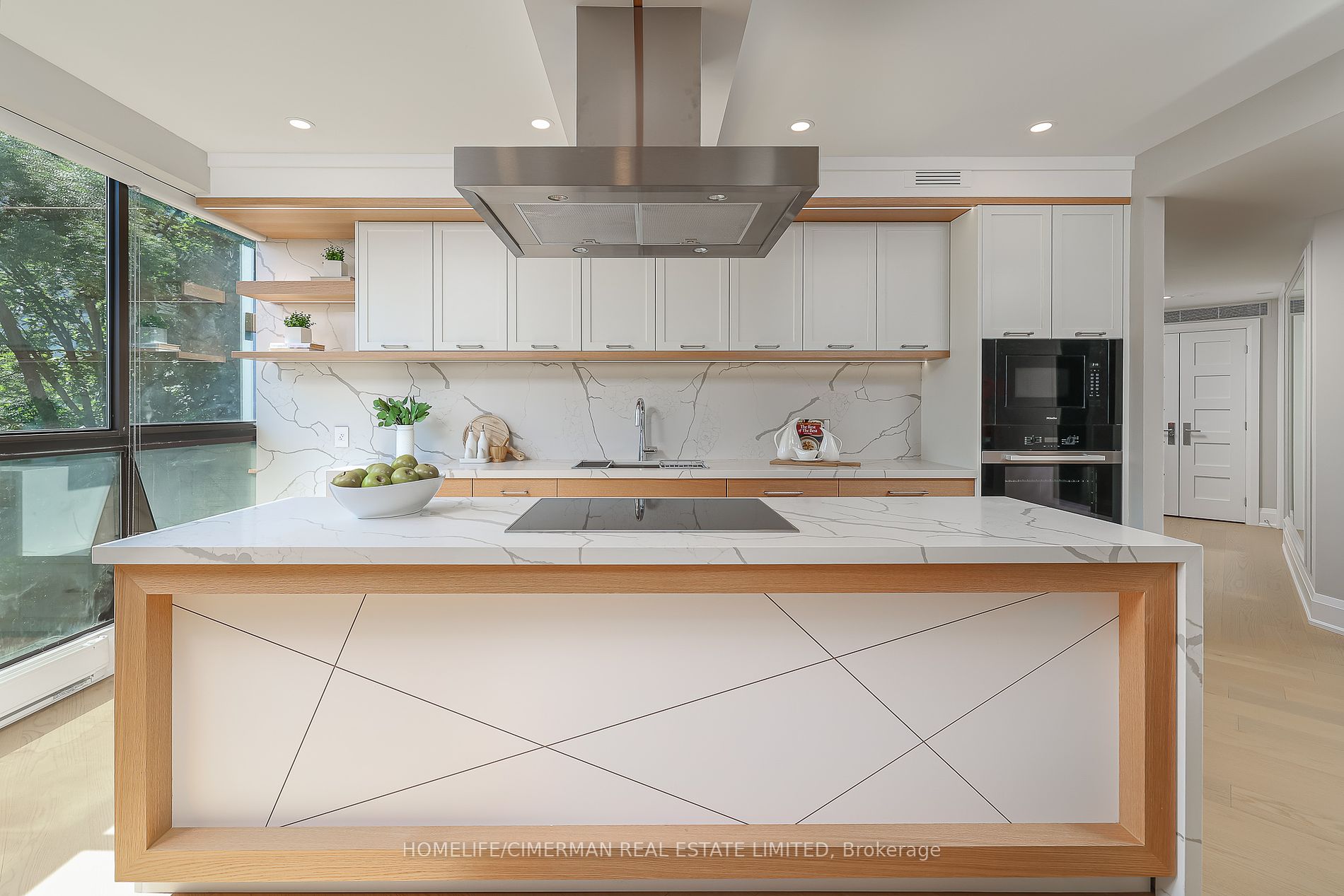 342 Spadina Road #301