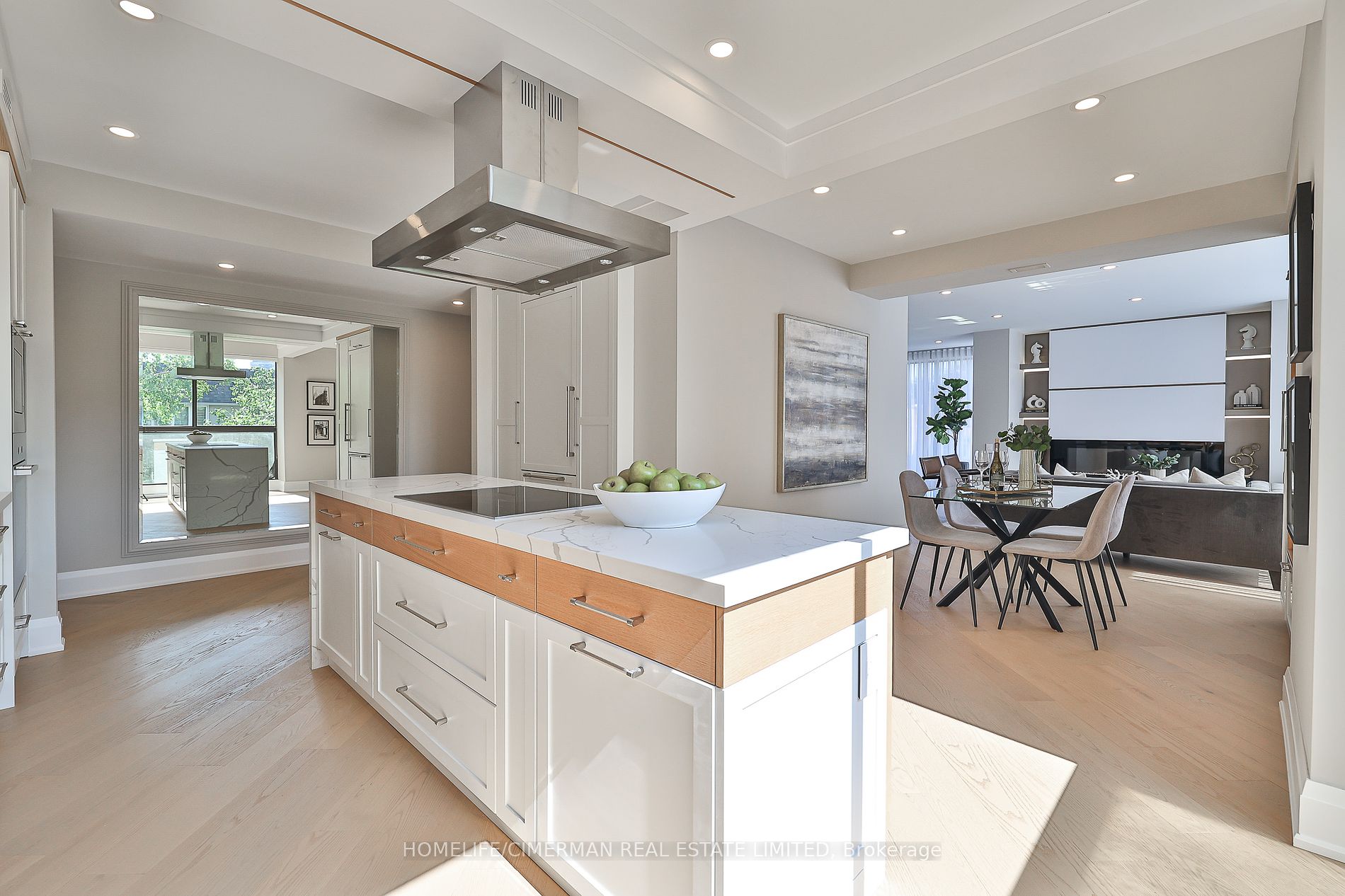 342 Spadina Road #301