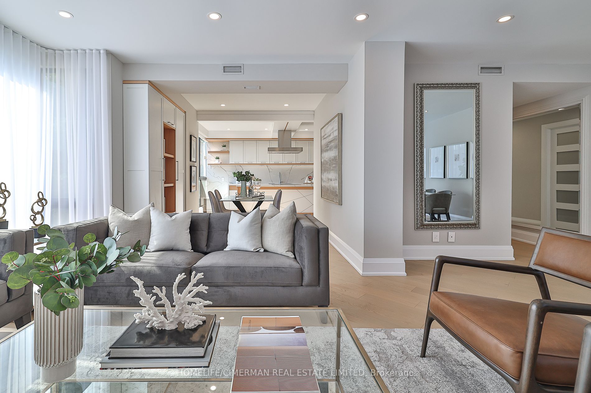 342 Spadina Road #301