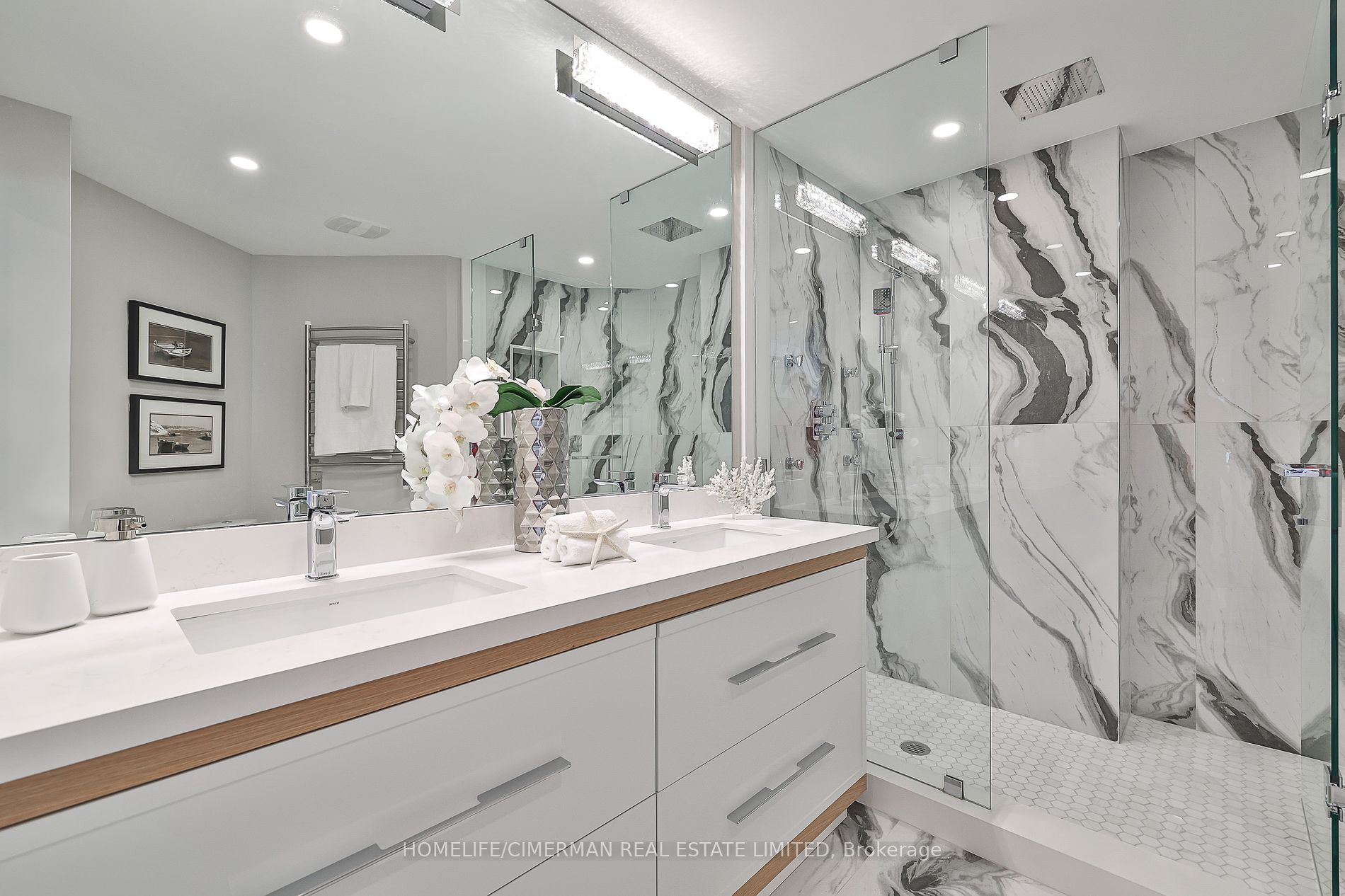 342 Spadina Road #301