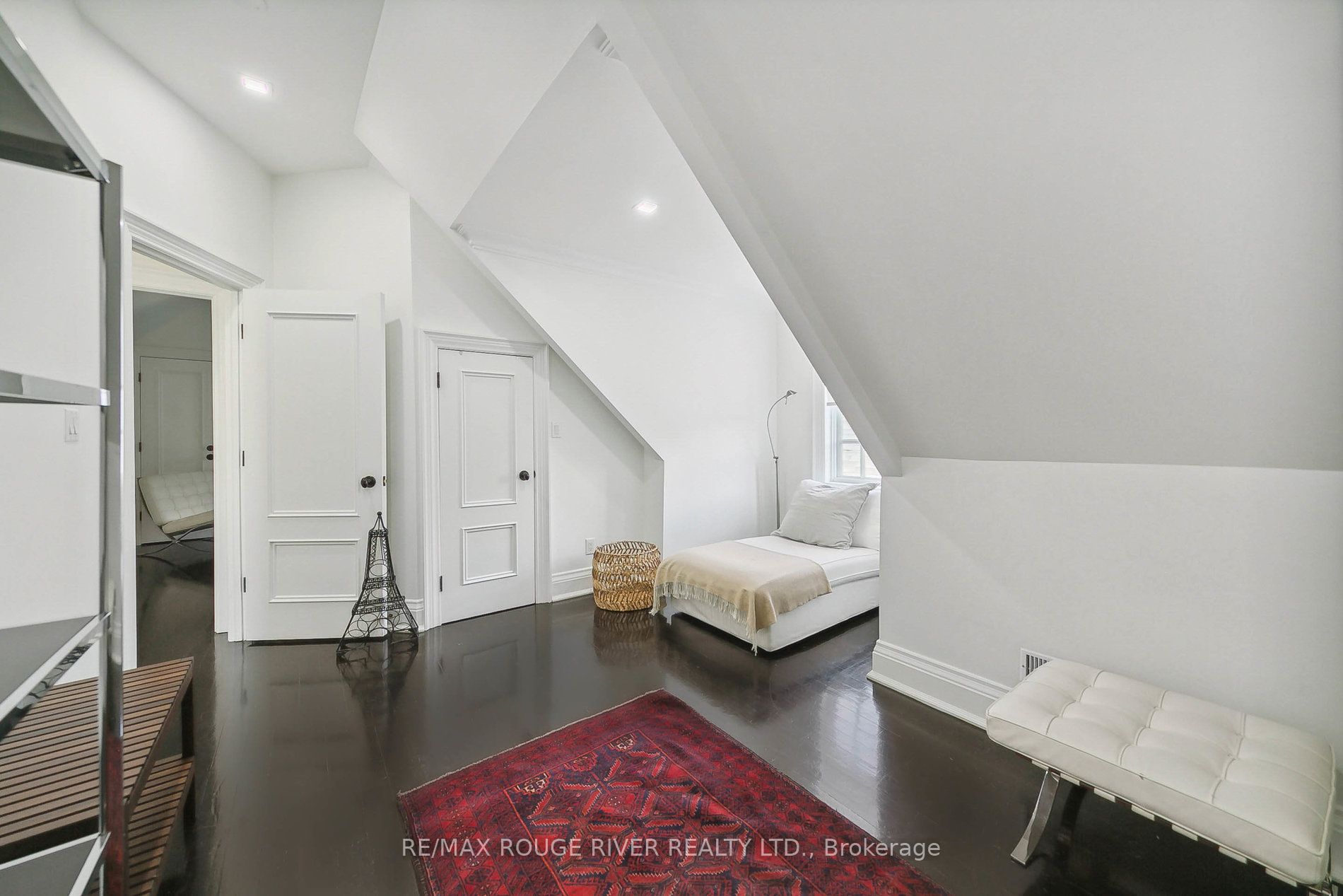 40 Whitehall Road