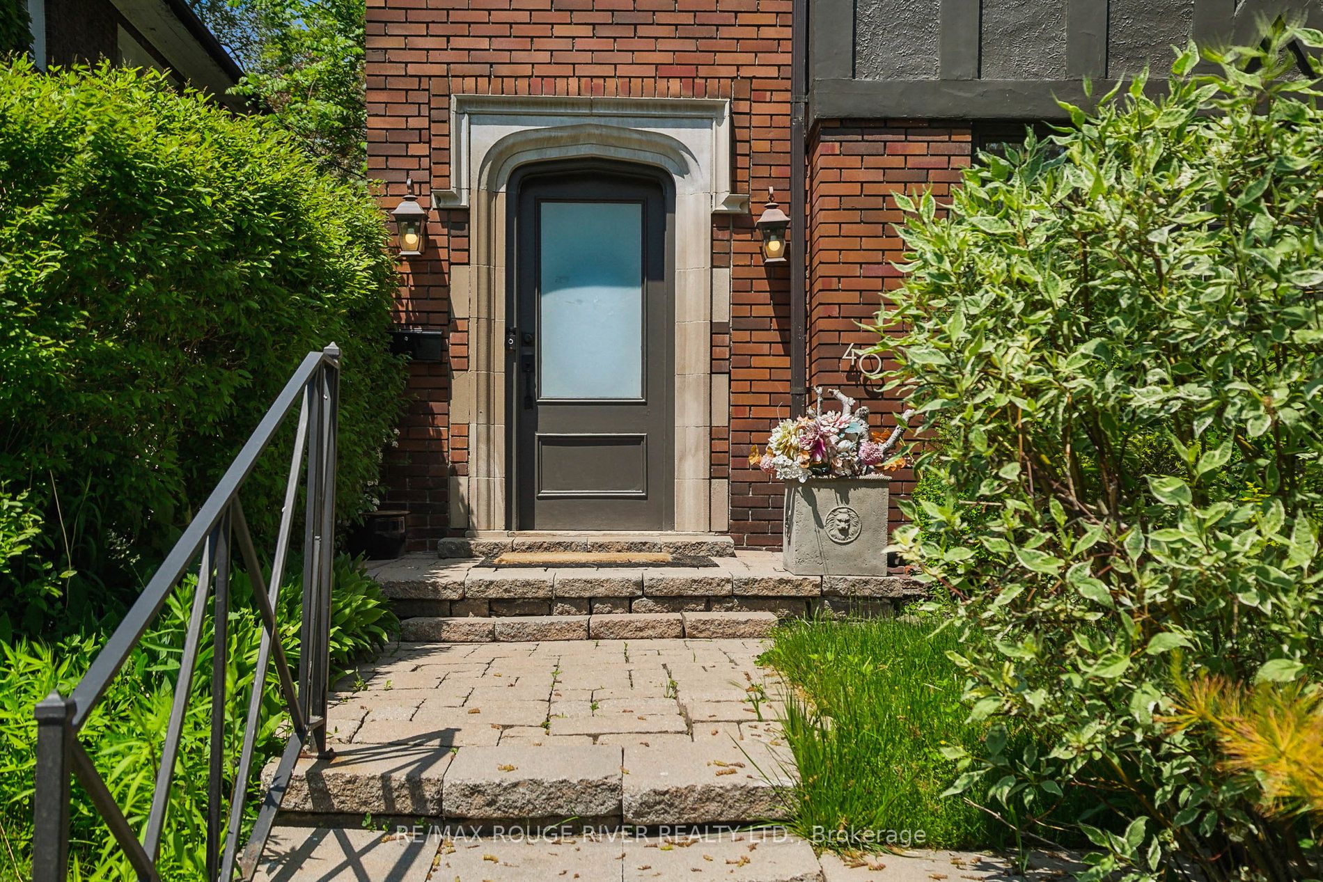 40 Whitehall Road