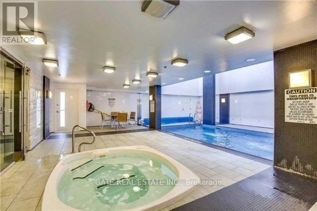 21 Carlton St, #1705