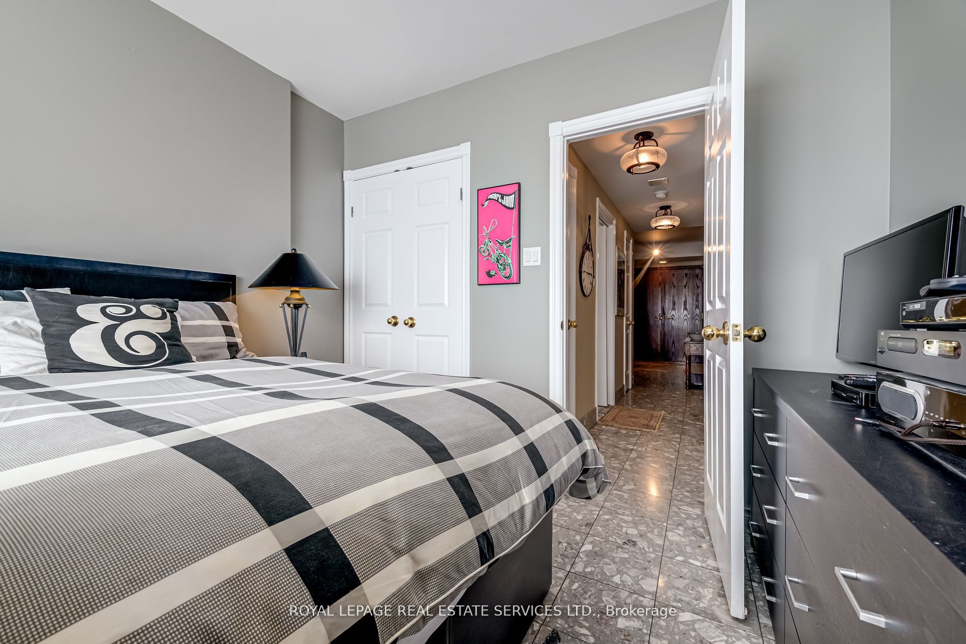 40 Rosehill Ave, #1001
