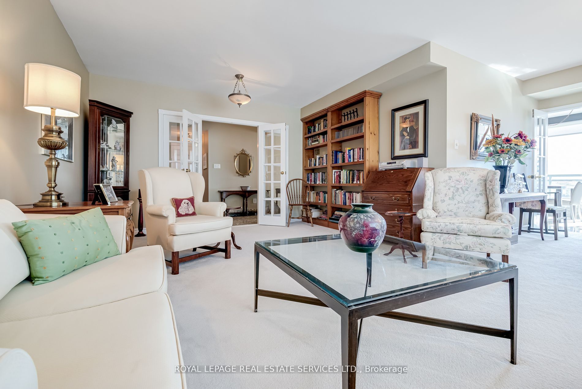 40 Rosehill Ave, #1001