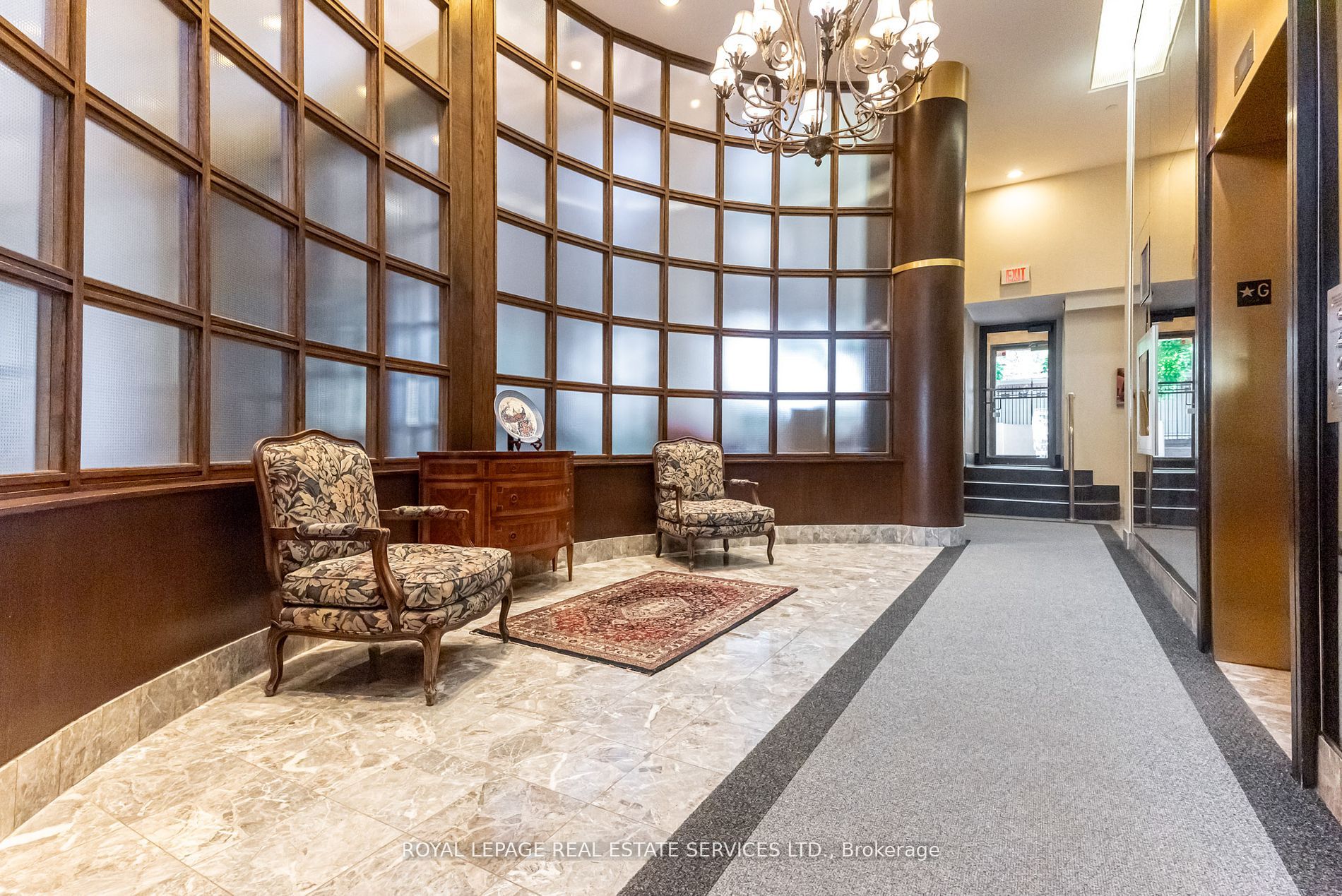 40 Rosehill Ave, #1001
