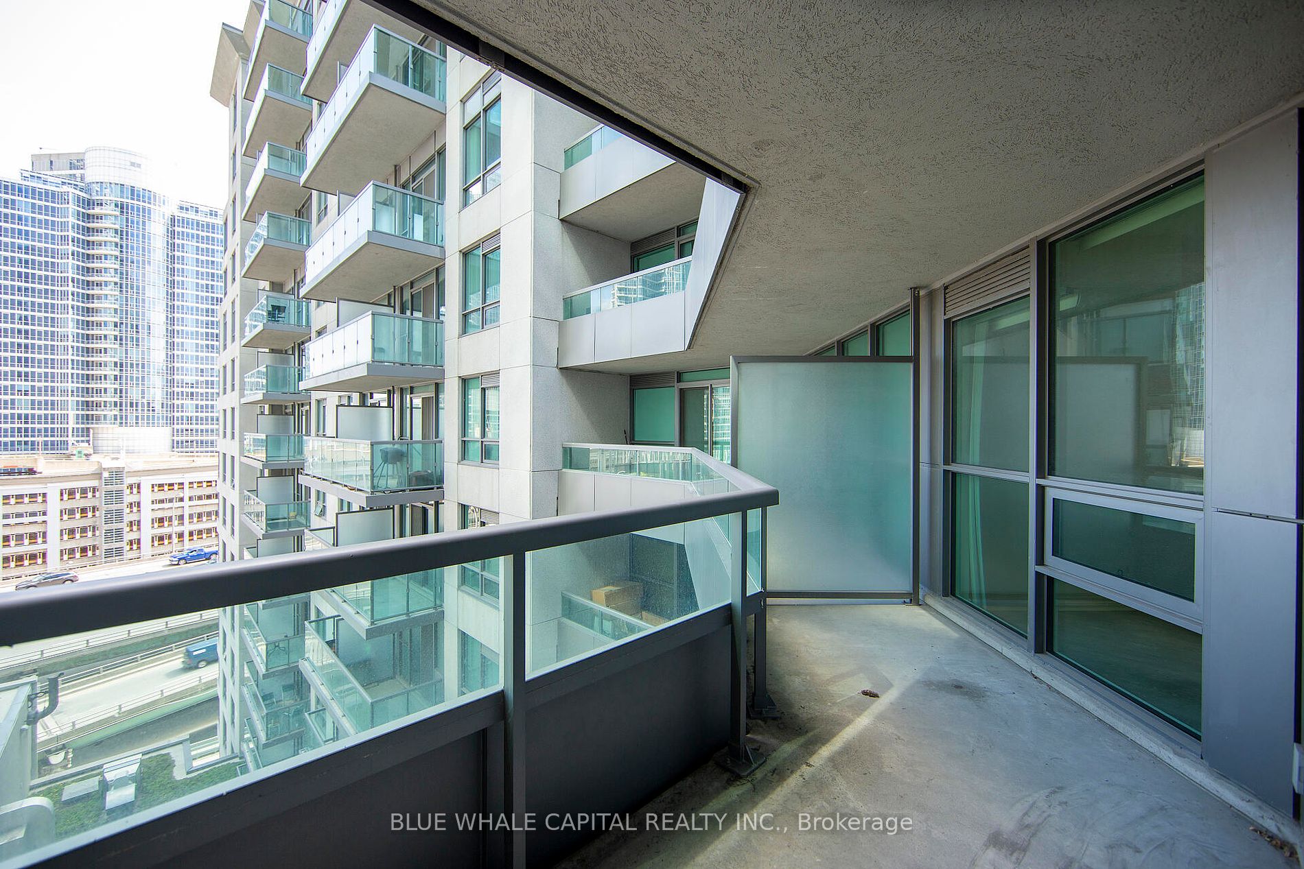 25 Lower Simcoe St, #1128