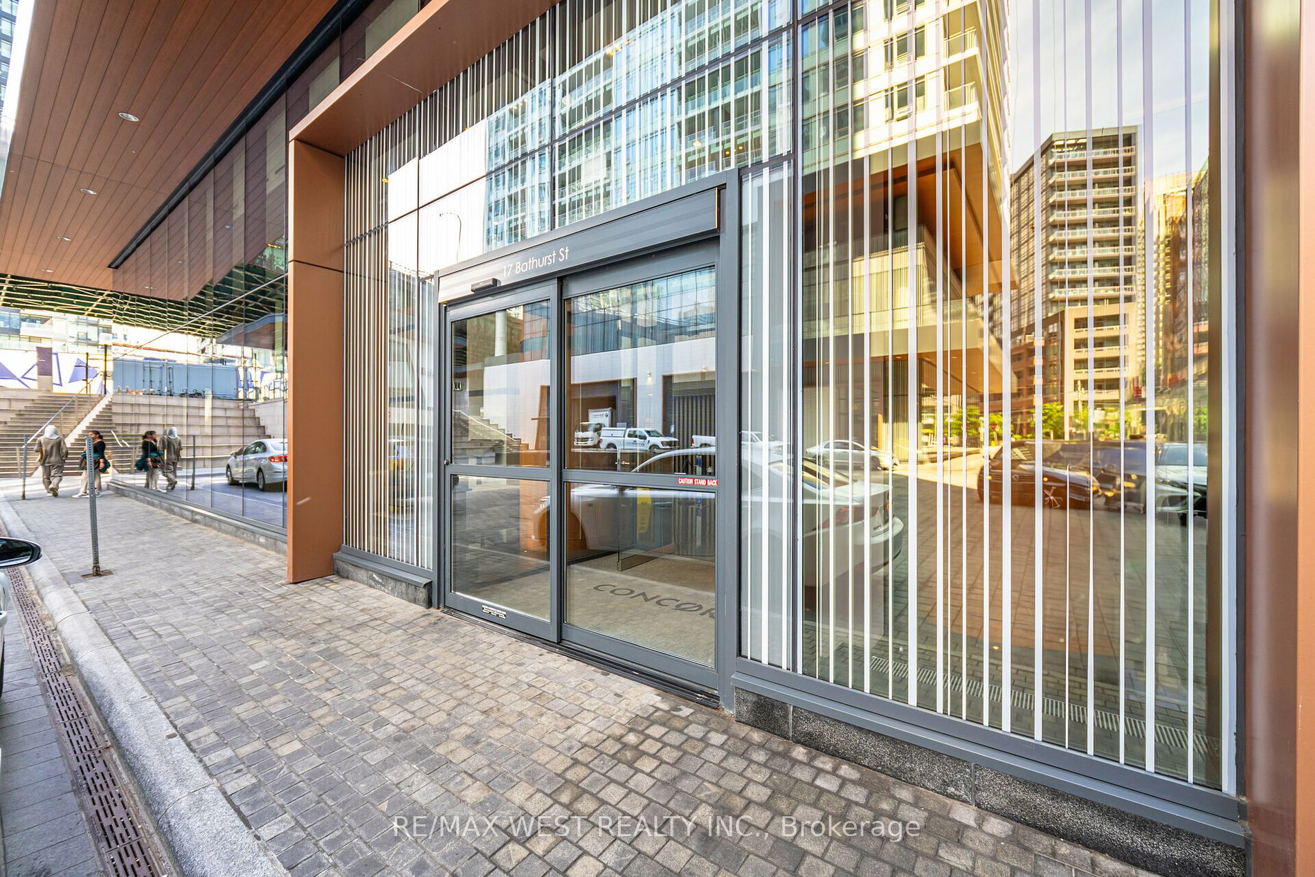 17 Bathurst St, #3912