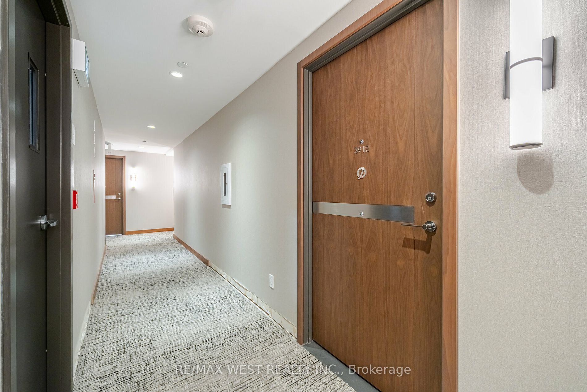 17 Bathurst St, #3912