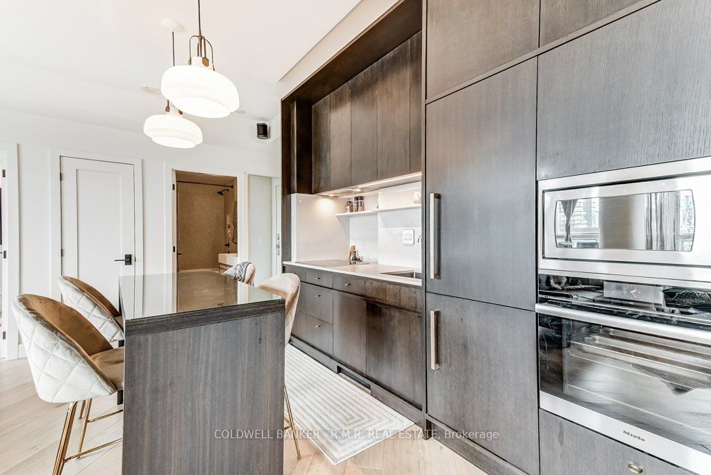 80 Western Battery Rd, #2406