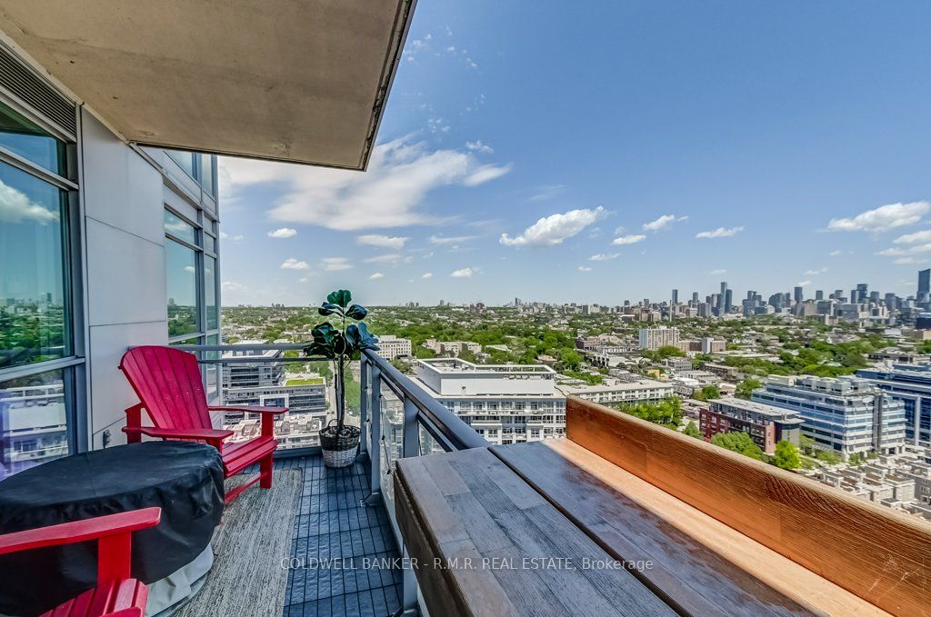 80 Western Battery Rd, #2406