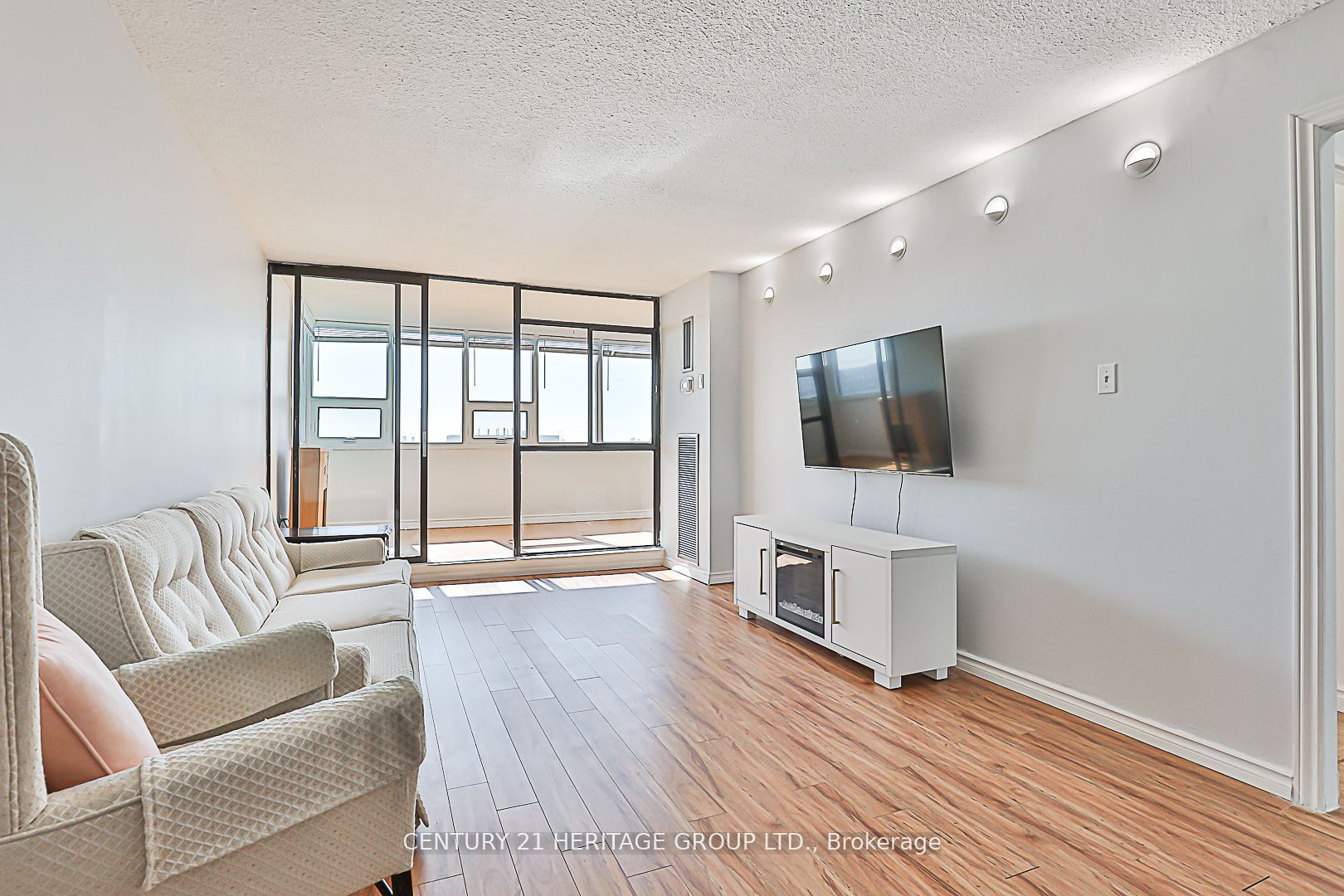 3303 Don Mills Road, #2808