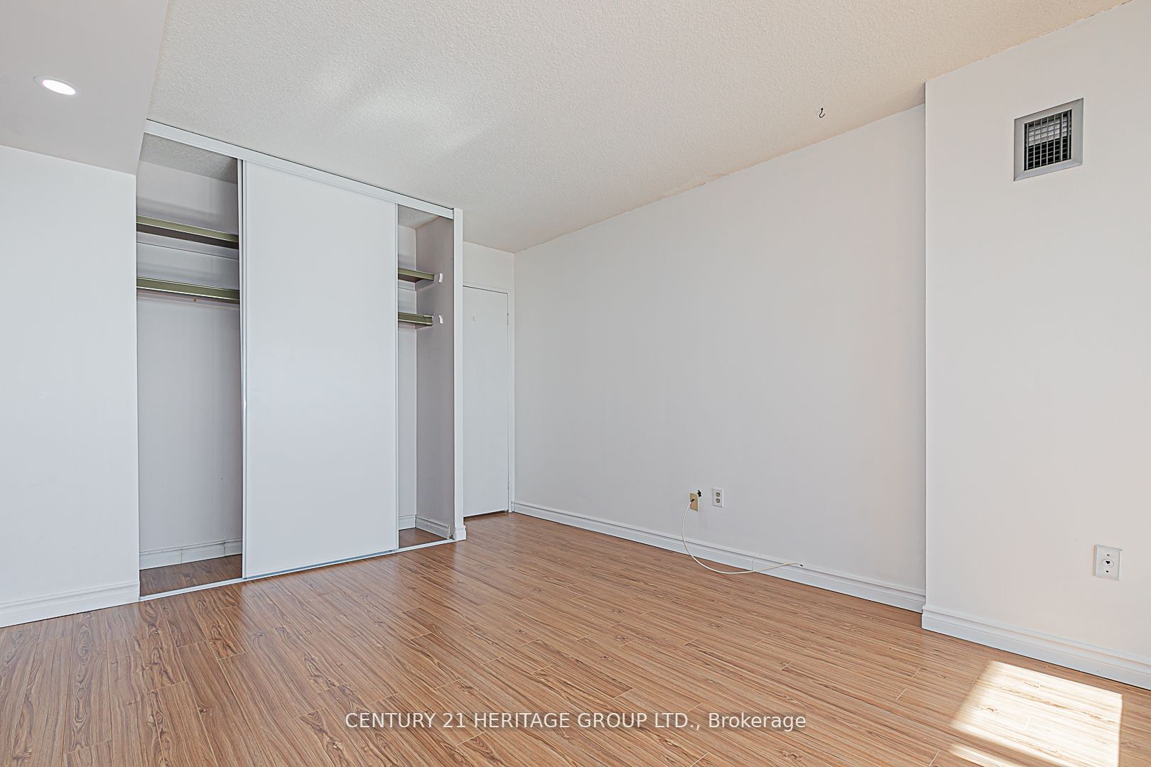 3303 Don Mills Road, #2808