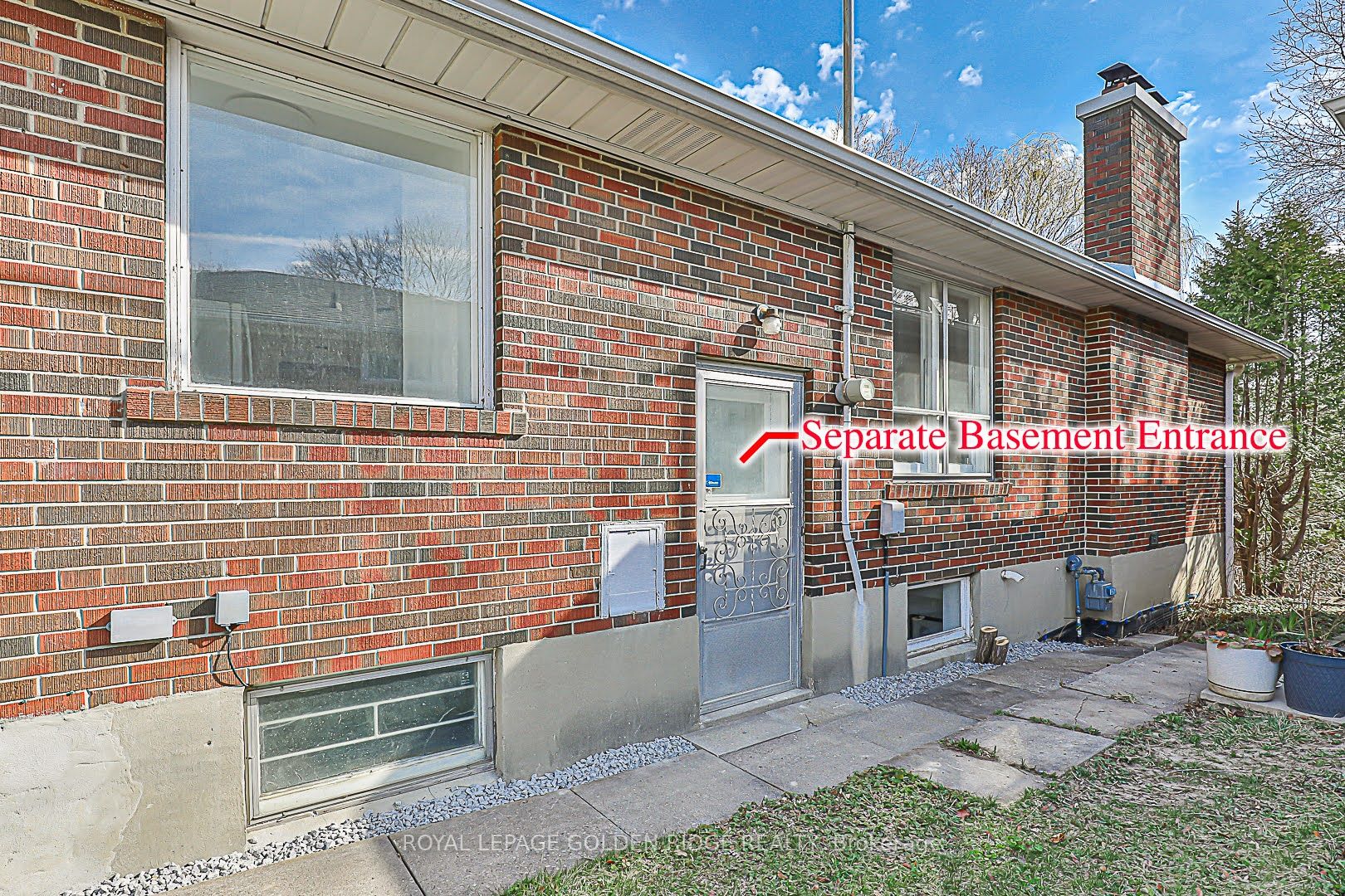 81 Maxome Avenue