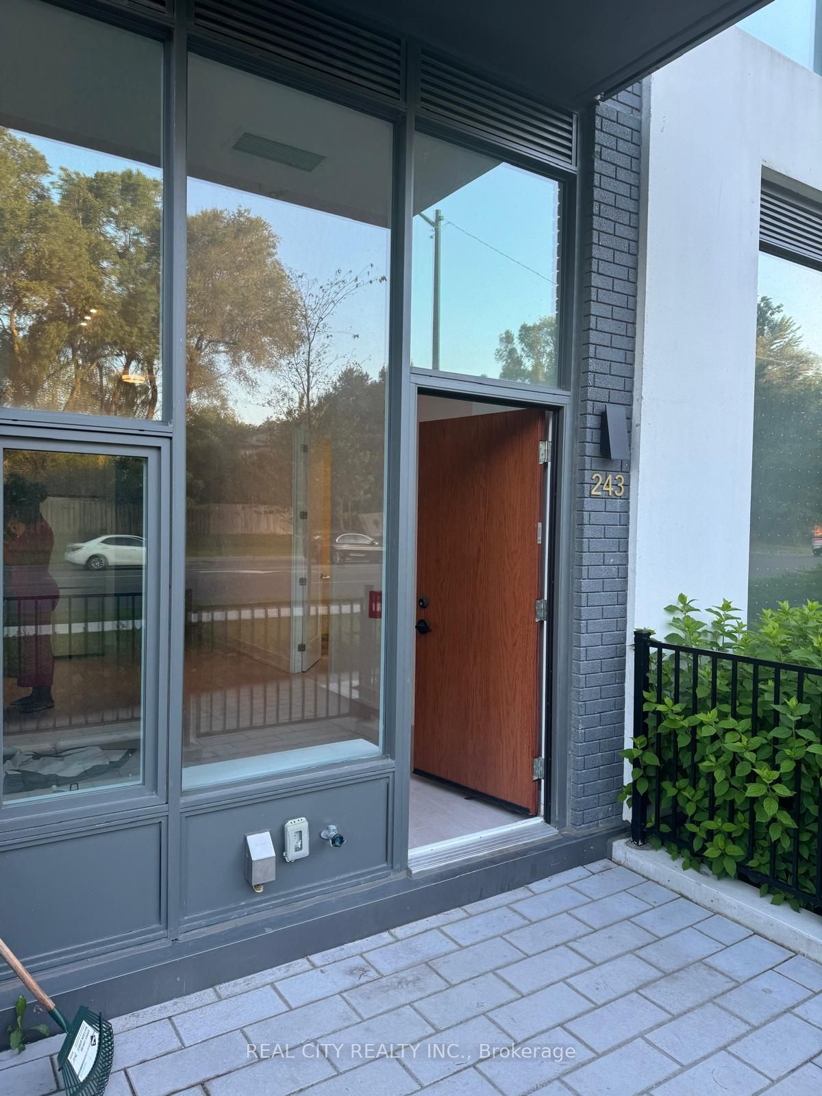 25 Adra Grado Way, #243