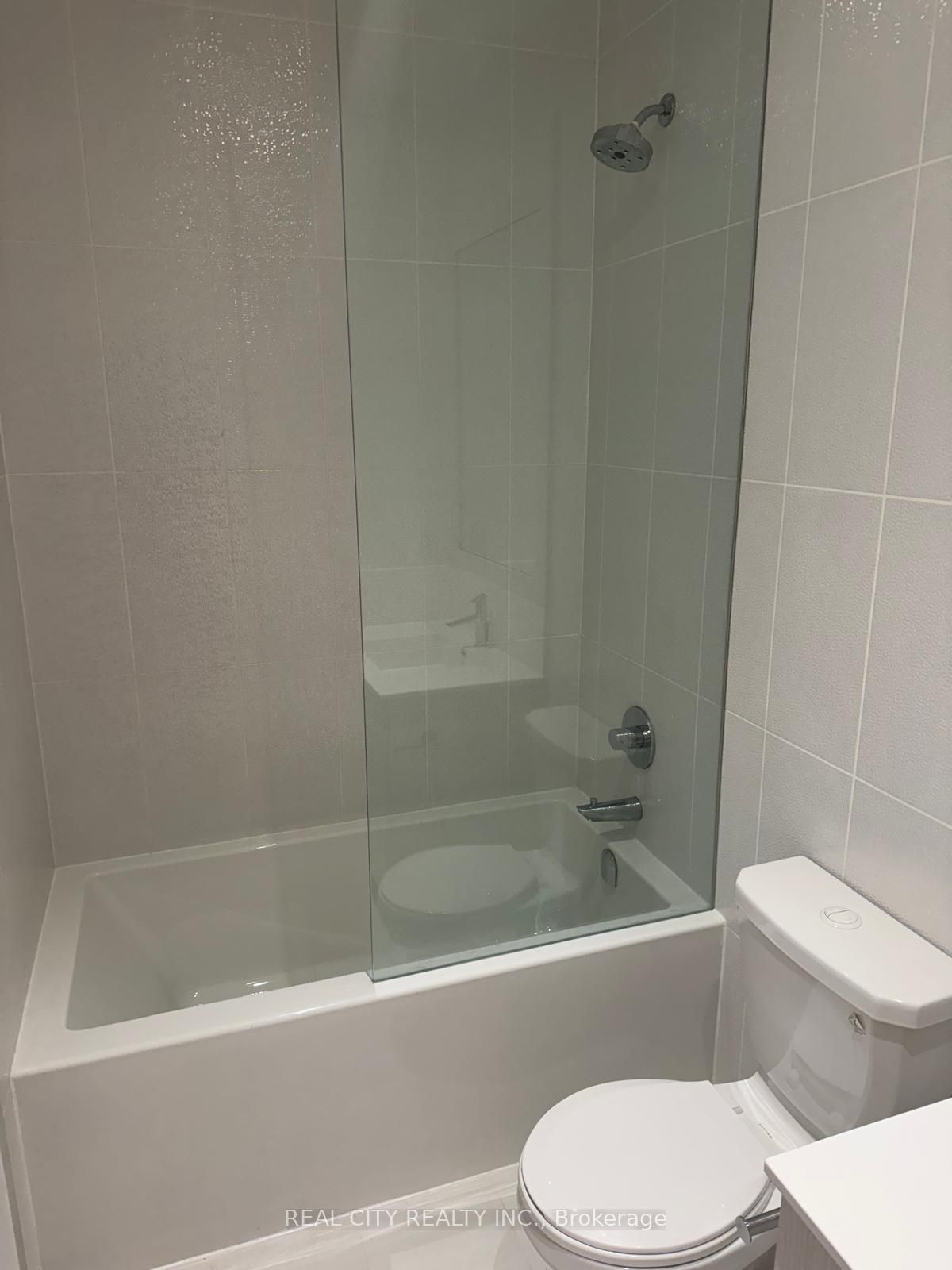 25 Adra Grado Way, #243