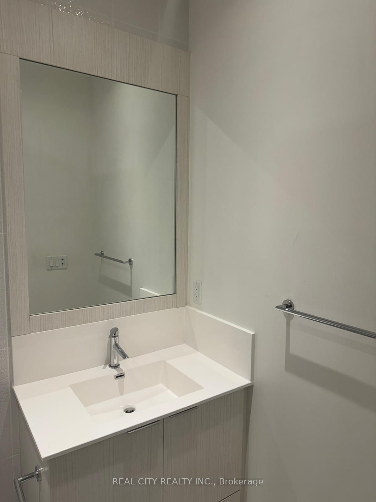 25 Adra Grado Way, #243