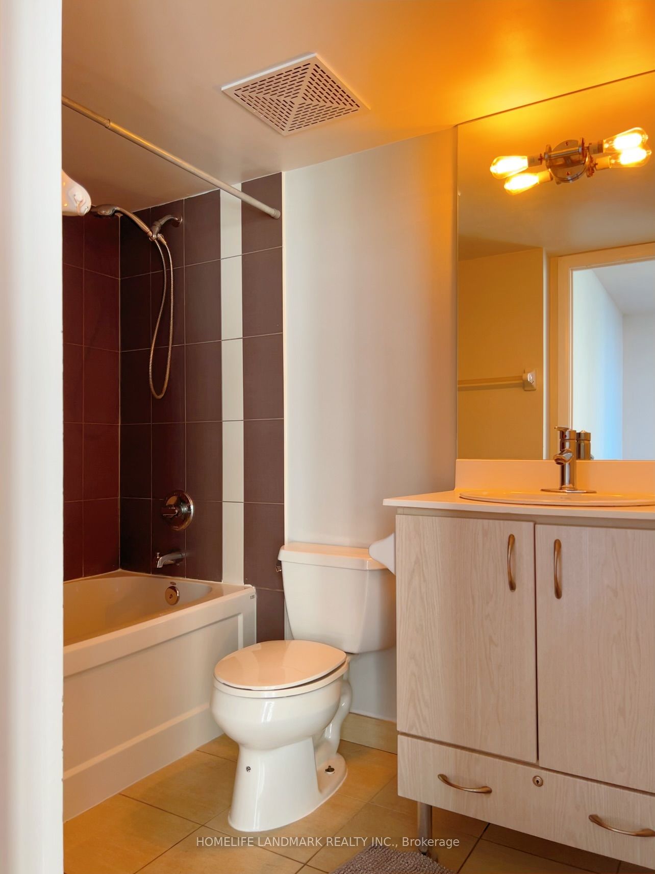 5791 Yonge St, #308