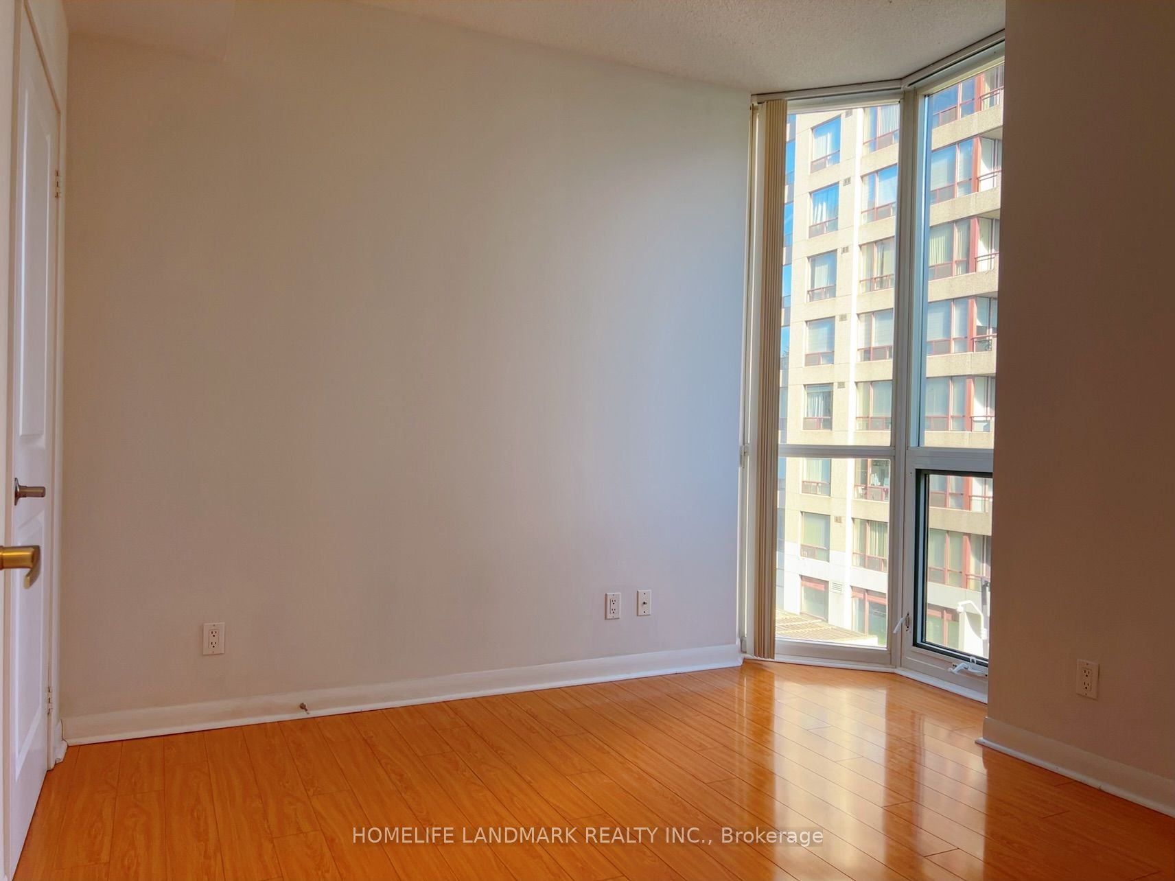 5791 Yonge St, #308