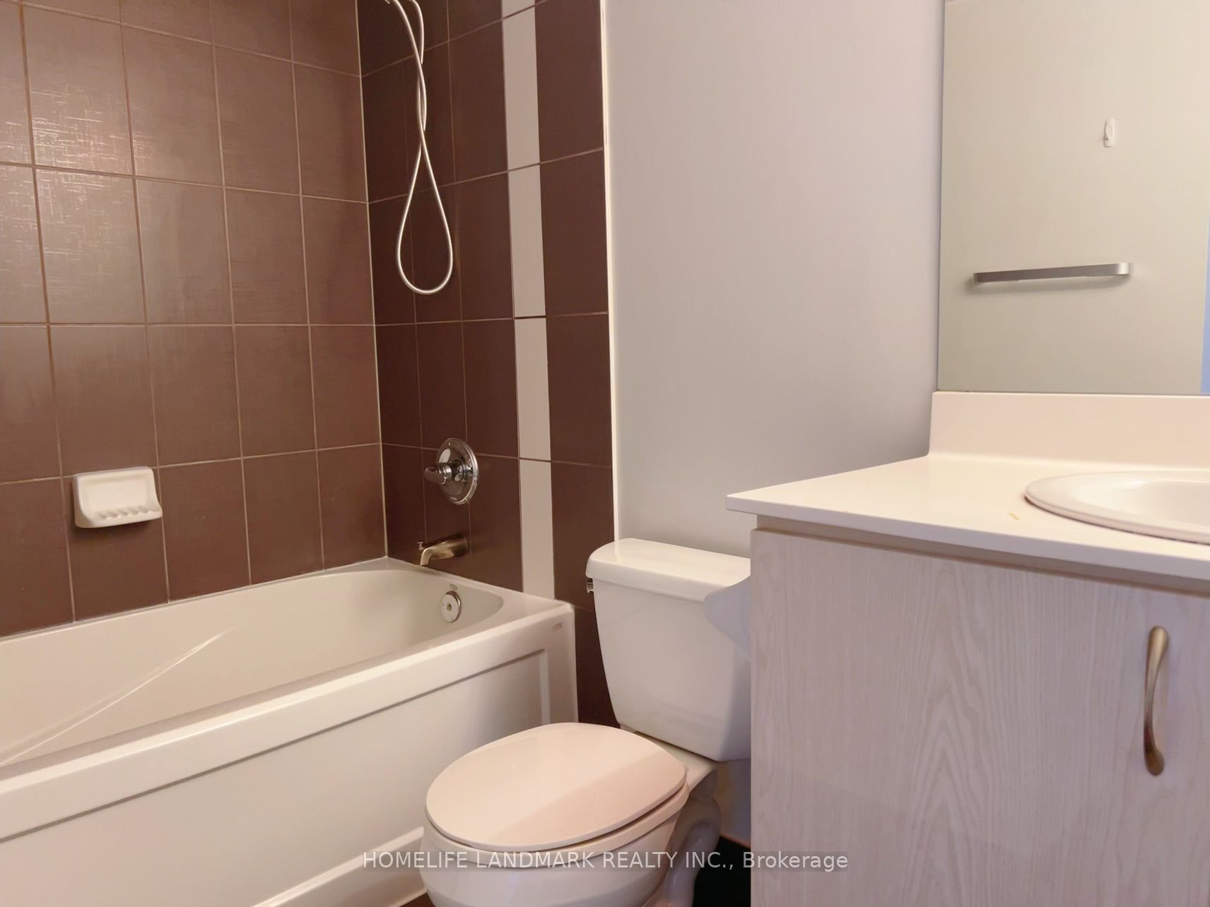5791 Yonge St, #308