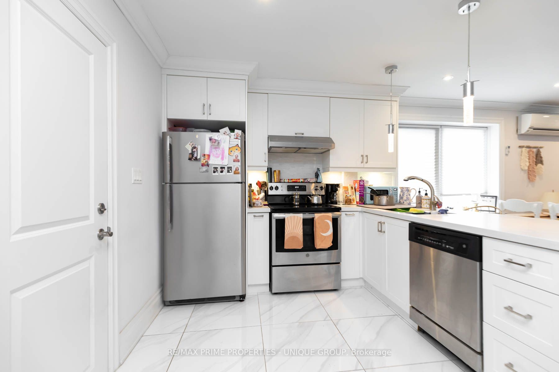 301-303 Cleveland St
