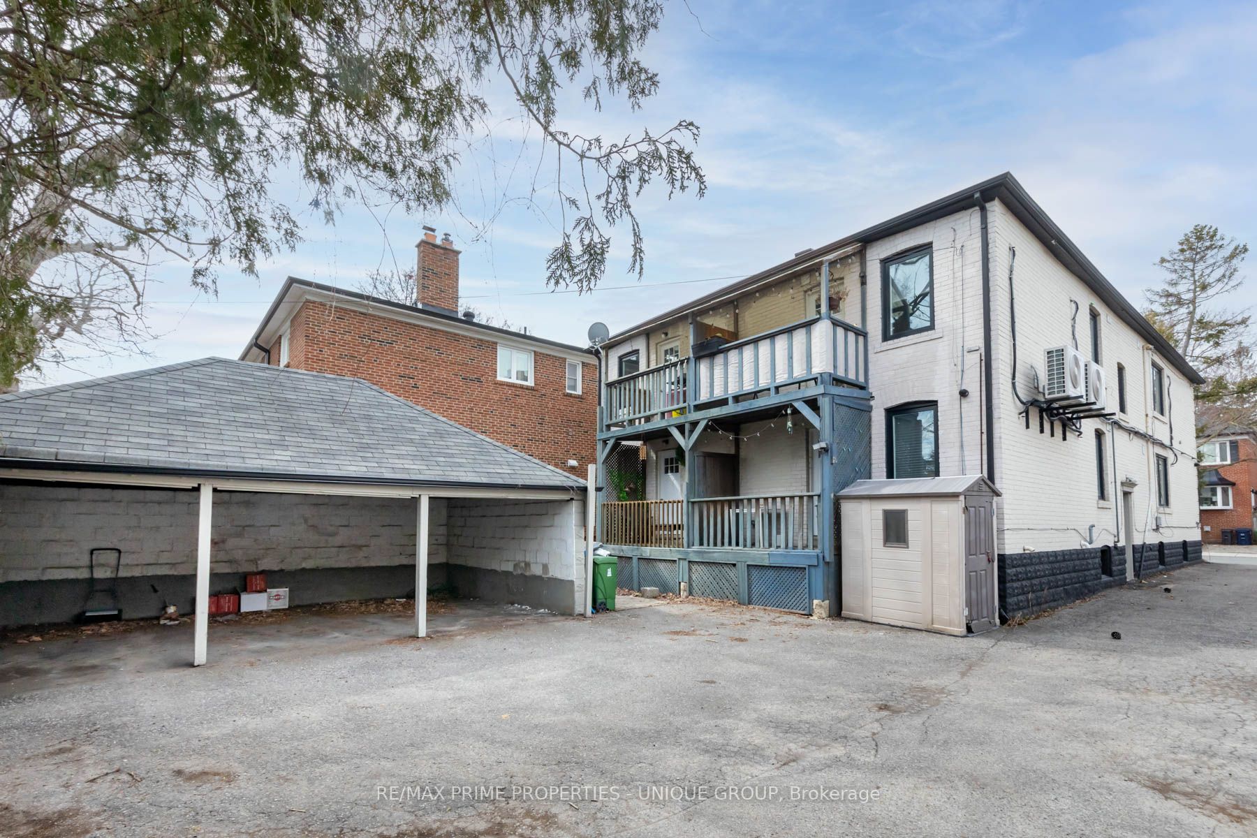 301-303 Cleveland St