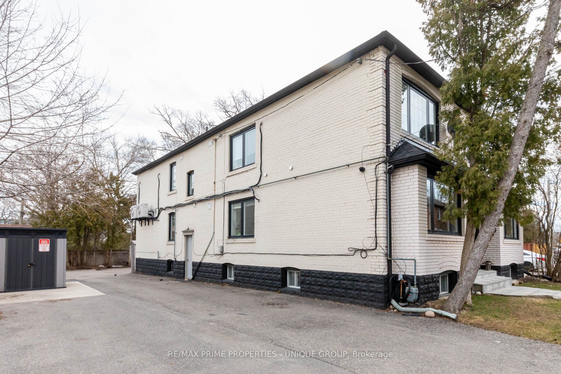 301-303 Cleveland St