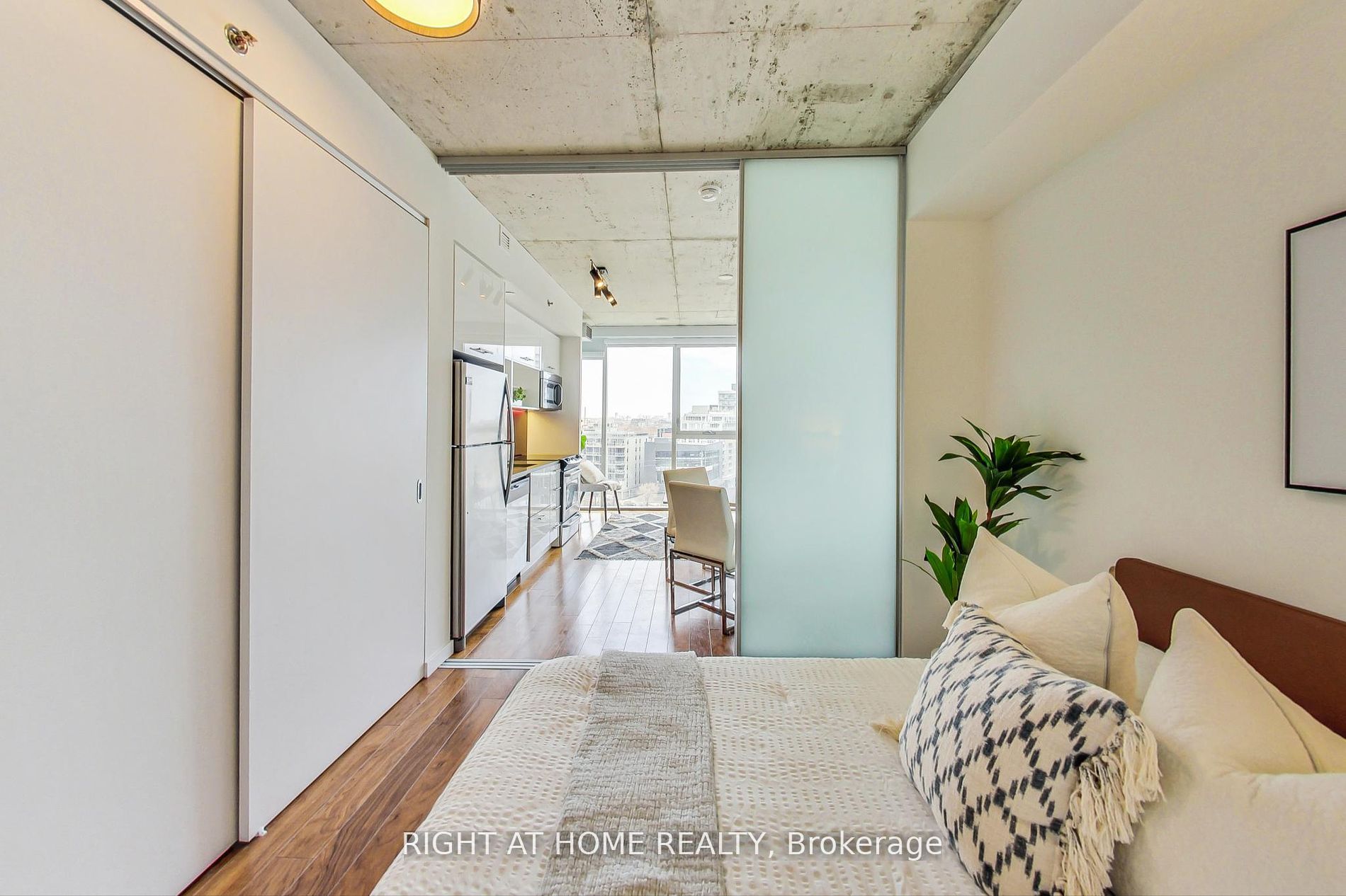 32 Trolley Cres, #1003