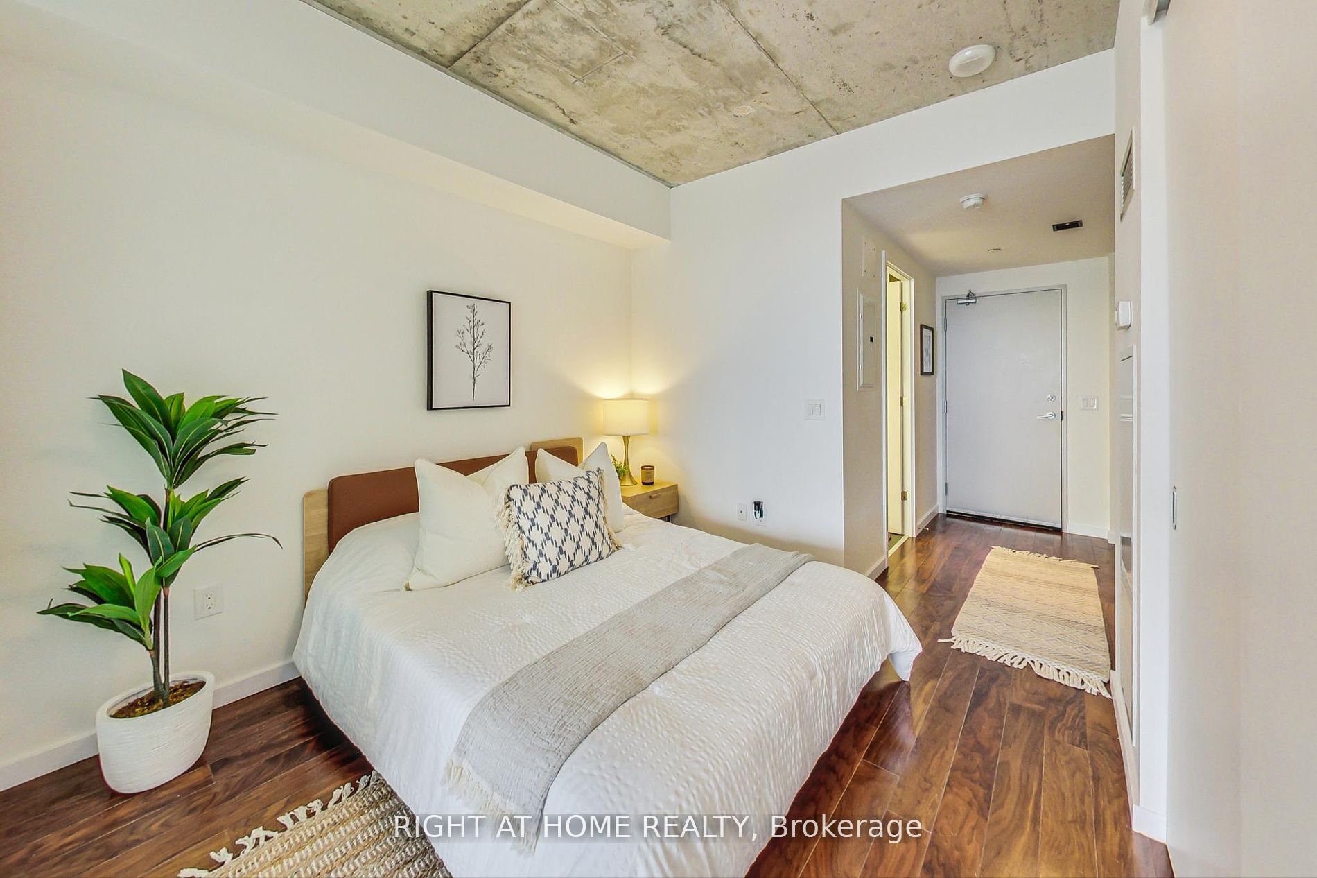 32 Trolley Cres, #1003
