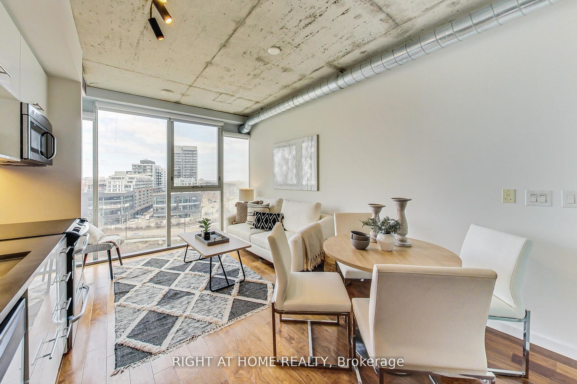 32 Trolley Cres, #1003