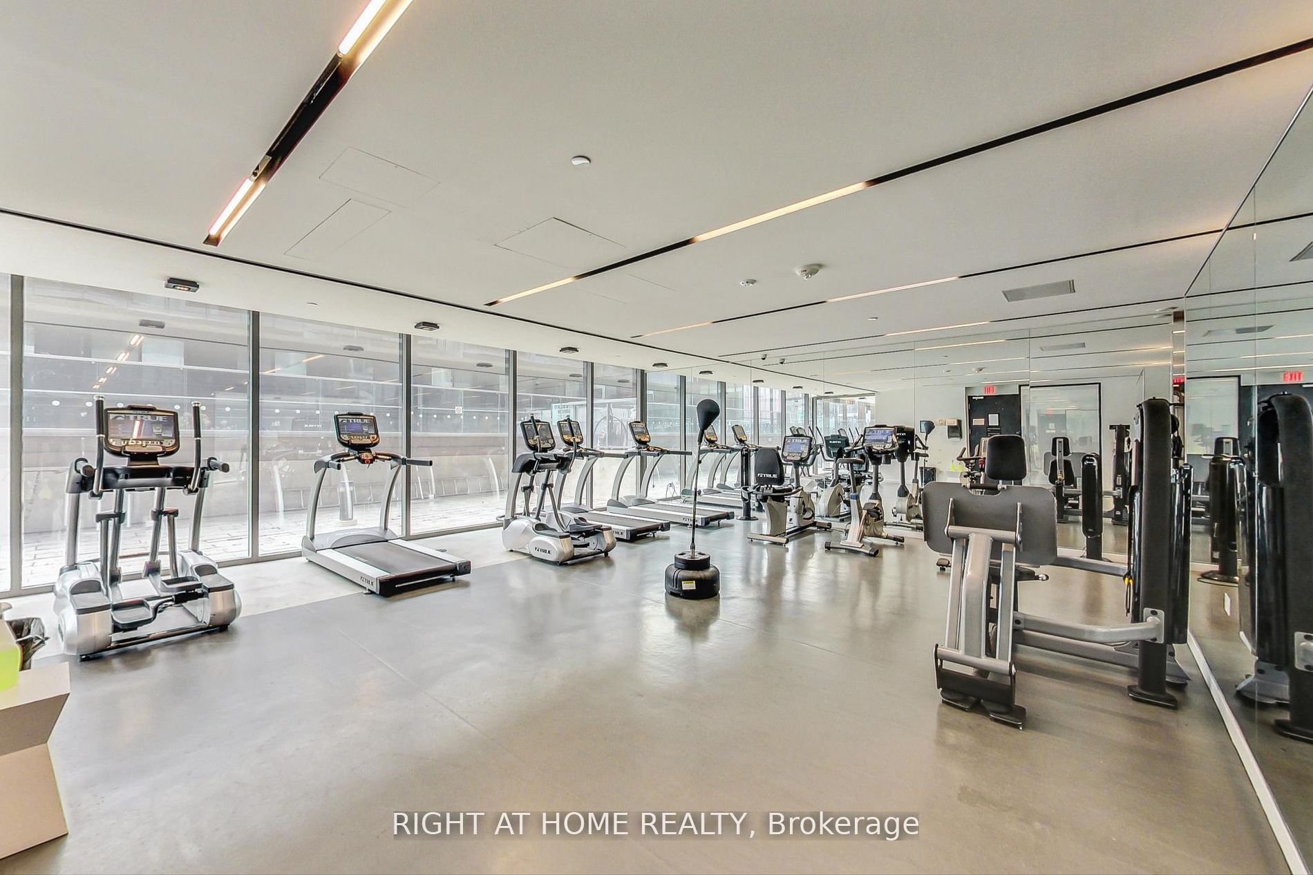 32 Trolley Cres, #1003