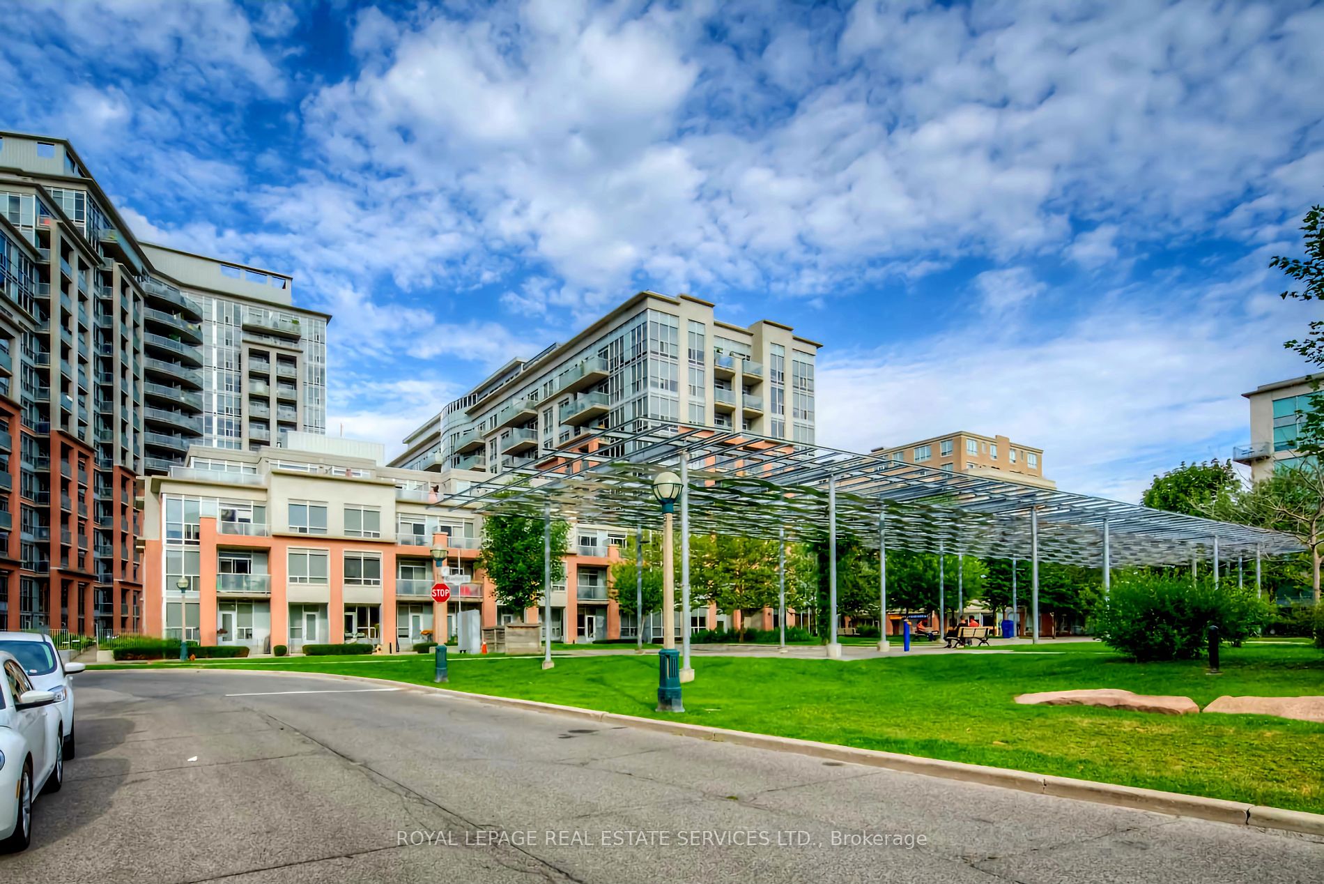 1 Shaw St, #106