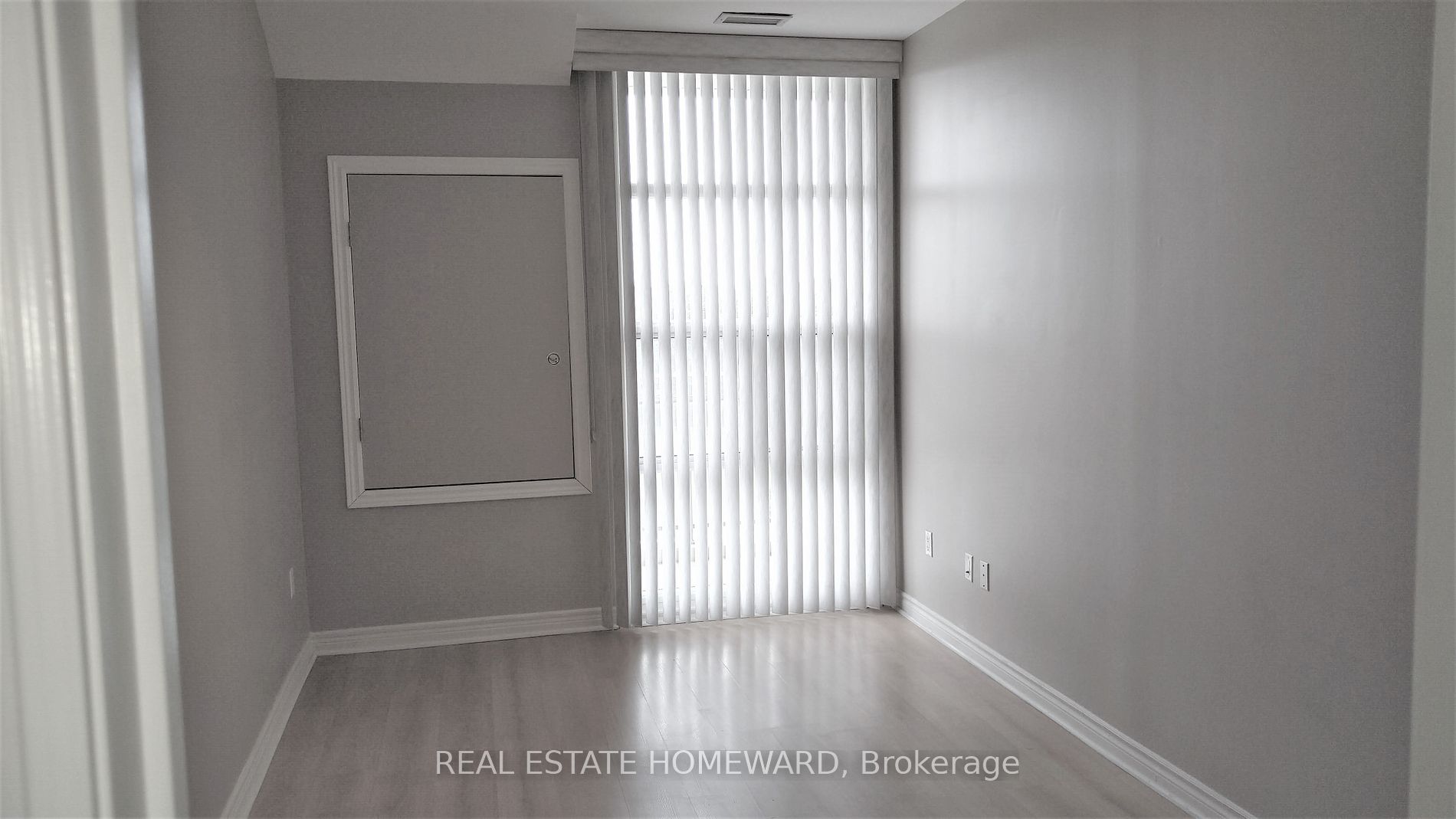 1 Leaside Park Dr, #417