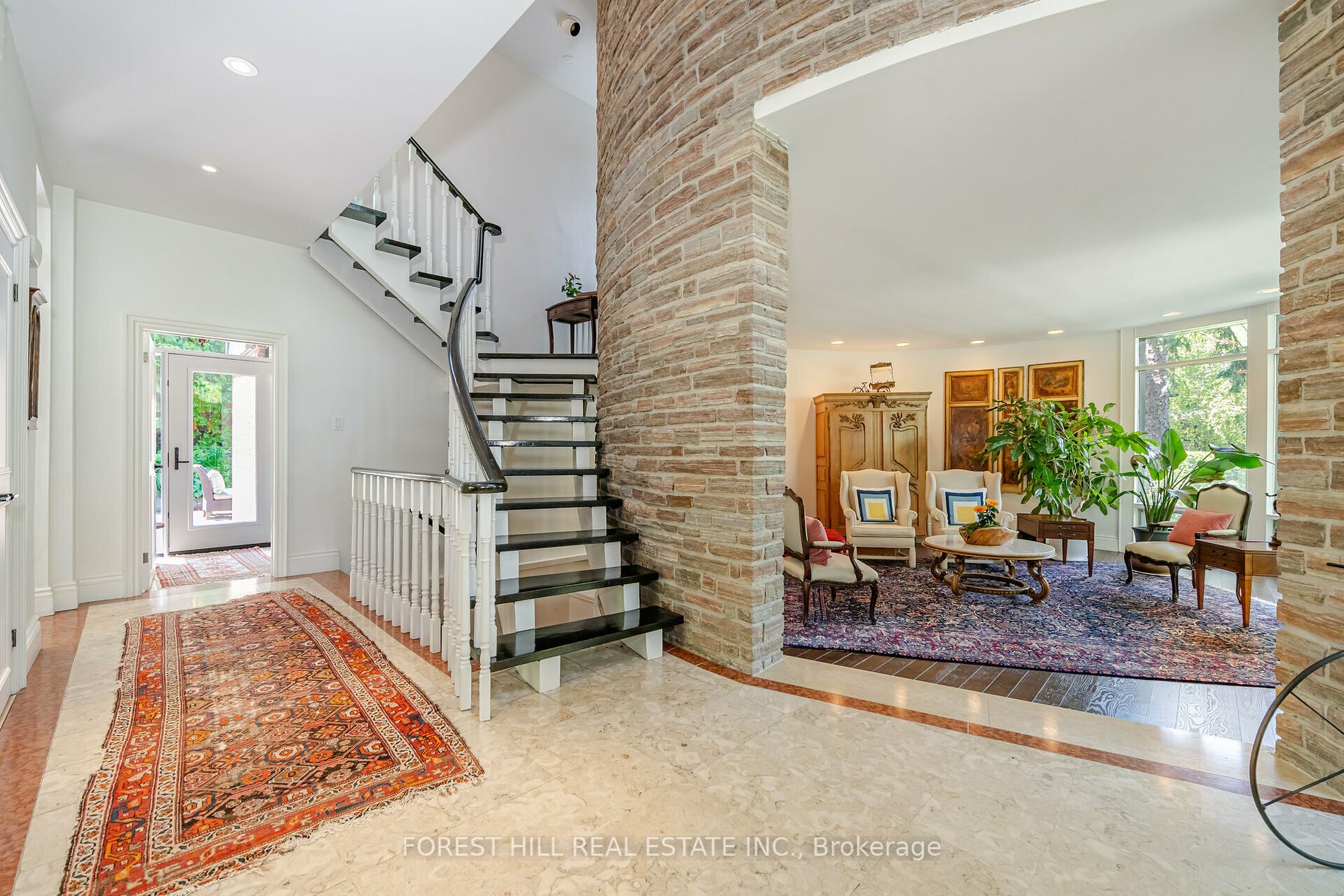 65 Blue Forest Dr